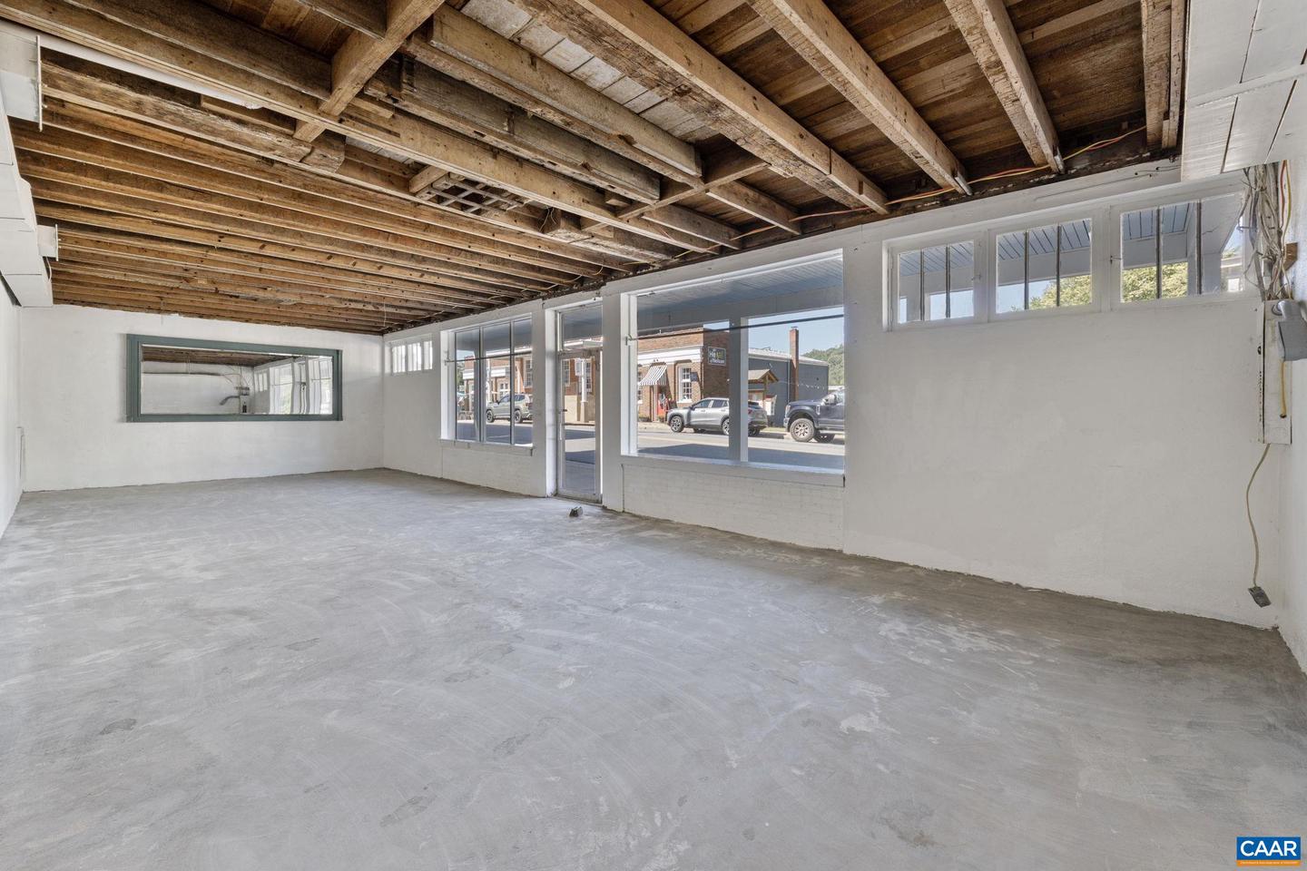 622 FRONT ST, LOVINGSTON, Virginia 22949, 3 Bedrooms Bedrooms, ,2 BathroomsBathrooms,Residential,For sale,622 FRONT ST,668677 MLS # 668677