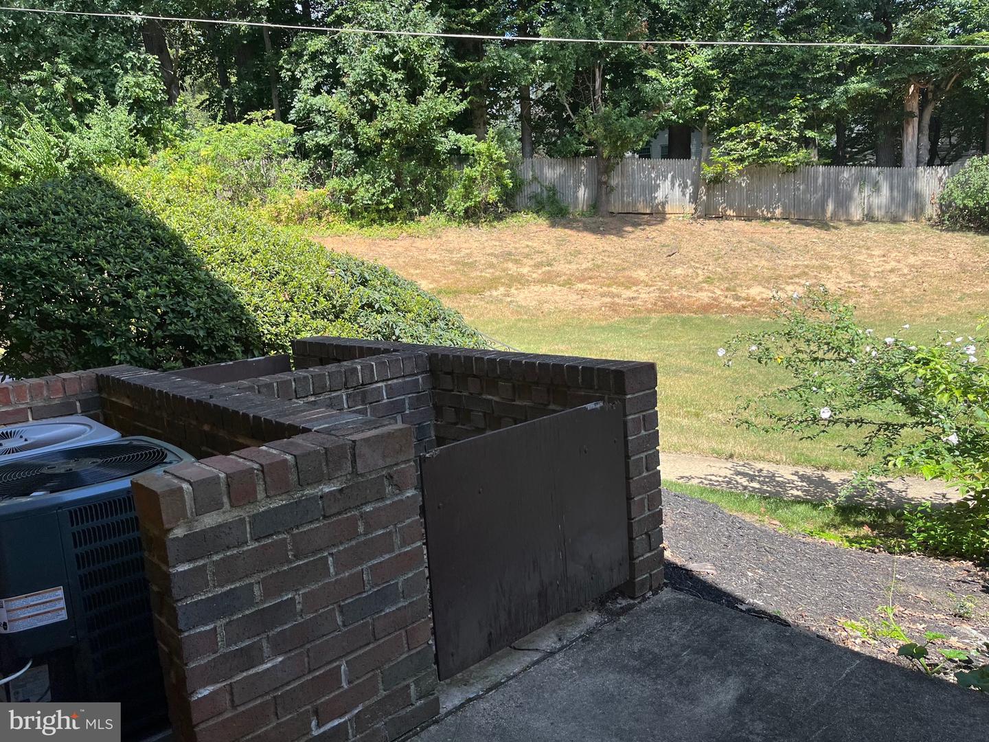 10136 FAIR WOODS DR, FAIRFAX, Virginia 22030, 3 Bedrooms Bedrooms, ,1 BathroomBathrooms,Residential,For sale,10136 FAIR WOODS DR,VAFC2006966 MLS # VAFC2006966