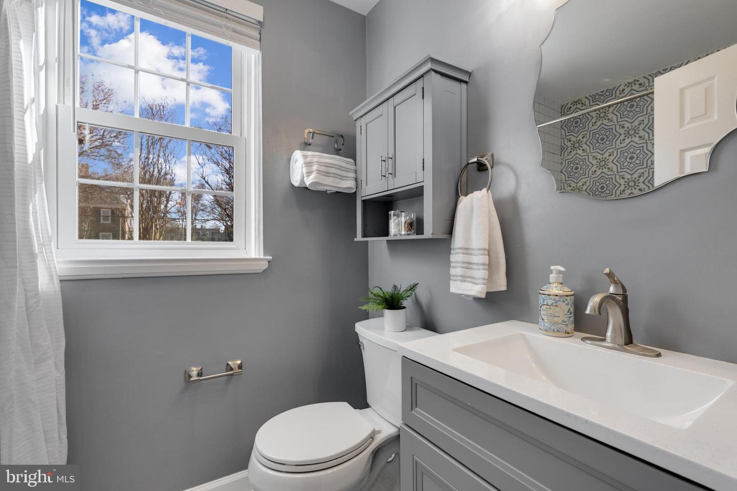 4426 36TH ST S #A1, ARLINGTON, Virginia 22206, 1 Bedroom Bedrooms, ,2 BathroomsBathrooms,Residential,For sale,4426 36TH ST S #A1,VAAR2064430 MLS # VAAR2064430