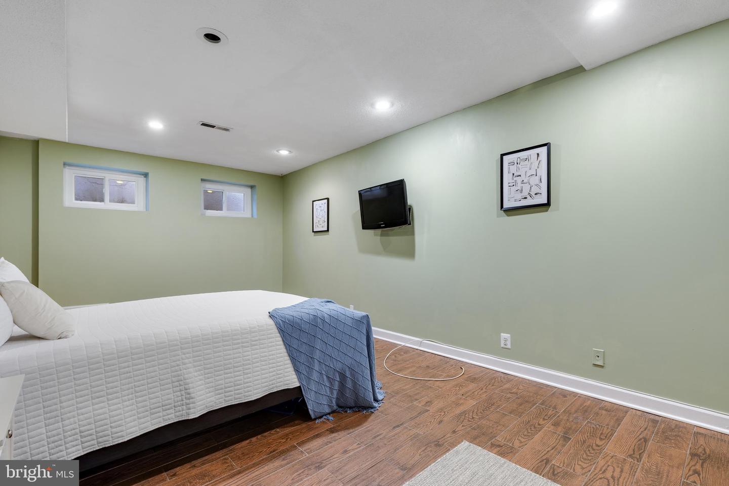 4426 36TH ST S #A1, ARLINGTON, Virginia 22206, 1 Bedroom Bedrooms, ,2 BathroomsBathrooms,Residential,For sale,4426 36TH ST S #A1,VAAR2064430 MLS # VAAR2064430