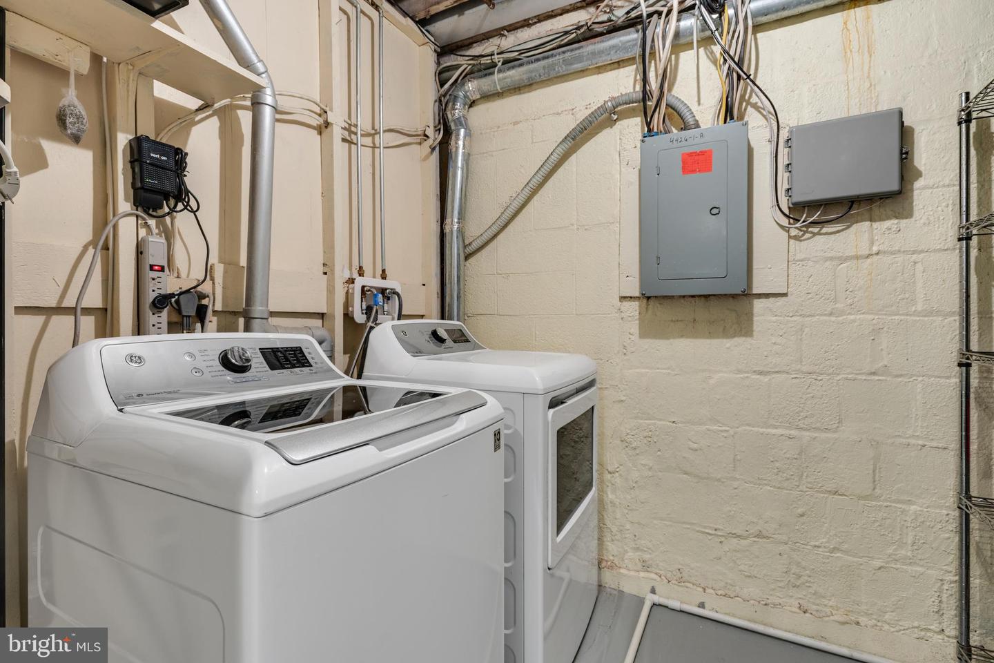 4426 36TH ST S #A1, ARLINGTON, Virginia 22206, 1 Bedroom Bedrooms, ,2 BathroomsBathrooms,Residential,For sale,4426 36TH ST S #A1,VAAR2064430 MLS # VAAR2064430