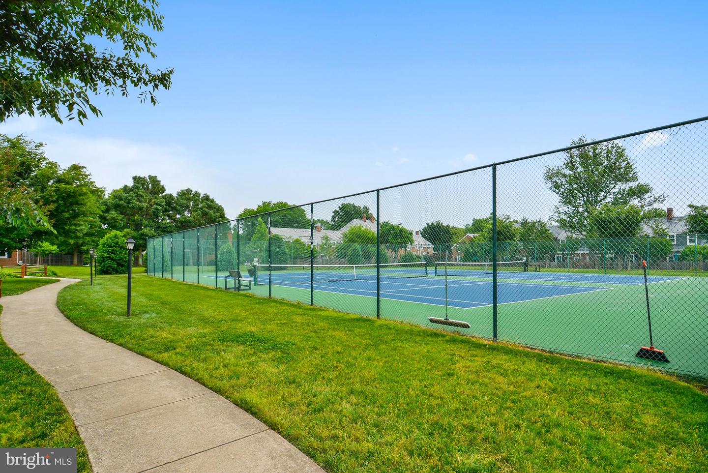 4426 36TH ST S #A1, ARLINGTON, Virginia 22206, 1 Bedroom Bedrooms, ,2 BathroomsBathrooms,Residential,For sale,4426 36TH ST S #A1,VAAR2064430 MLS # VAAR2064430