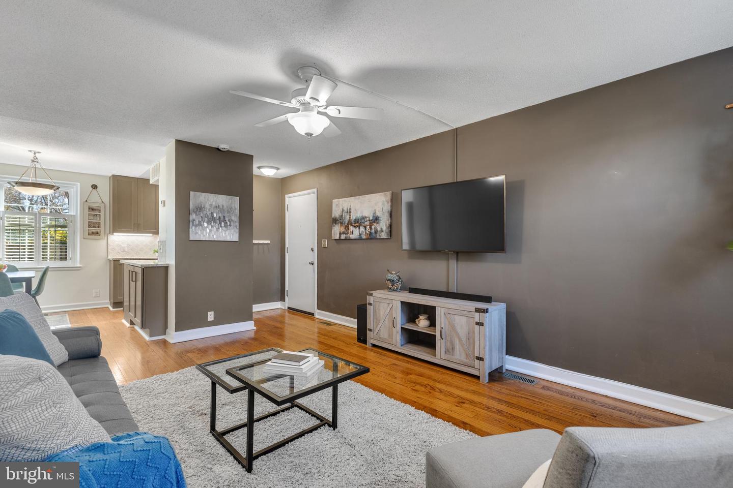 4426 36TH ST S #A1, ARLINGTON, Virginia 22206, 1 Bedroom Bedrooms, ,2 BathroomsBathrooms,Residential,For sale,4426 36TH ST S #A1,VAAR2064430 MLS # VAAR2064430