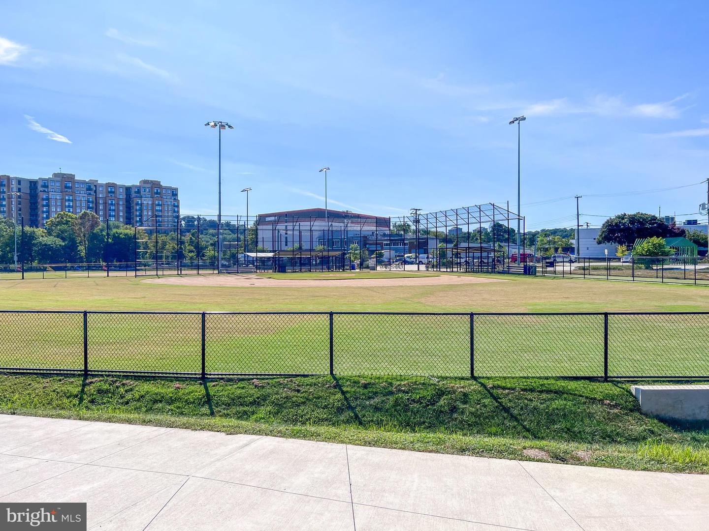 4426 36TH ST S #A1, ARLINGTON, Virginia 22206, 1 Bedroom Bedrooms, ,2 BathroomsBathrooms,Residential,For sale,4426 36TH ST S #A1,VAAR2064430 MLS # VAAR2064430