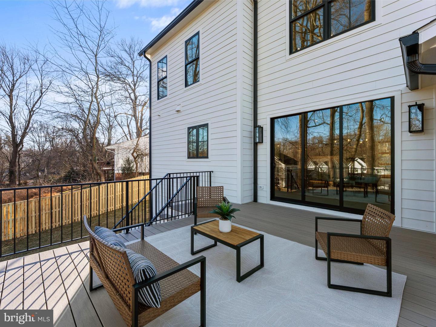 406 DOVE CIR SW, VIENNA, Virginia 22180, 6 Bedrooms Bedrooms, ,6 BathroomsBathrooms,Residential,For sale,406 DOVE CIR SW,VAFX2276068 MLS # VAFX2276068