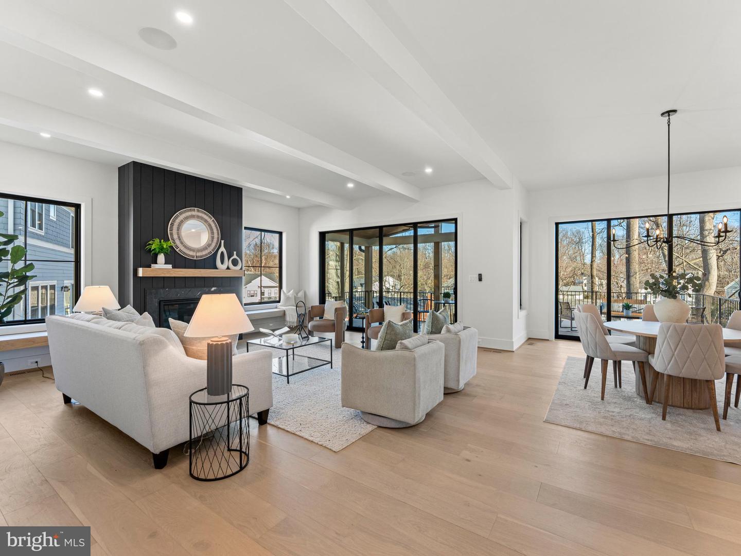 406 DOVE CIR SW, VIENNA, Virginia 22180, 6 Bedrooms Bedrooms, ,6 BathroomsBathrooms,Residential,For sale,406 DOVE CIR SW,VAFX2276068 MLS # VAFX2276068