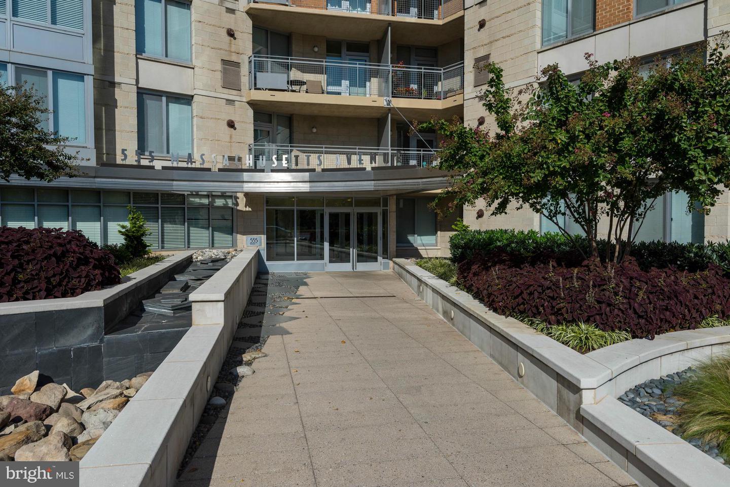 555 MASSACHUSETTS AVE NW #806, WASHINGTON, District Of Columbia 20001, 1 Bedroom Bedrooms, ,1 BathroomBathrooms,Residential,For sale,555 MASSACHUSETTS AVE NW #806,DCDC2230146 MLS # DCDC2230146