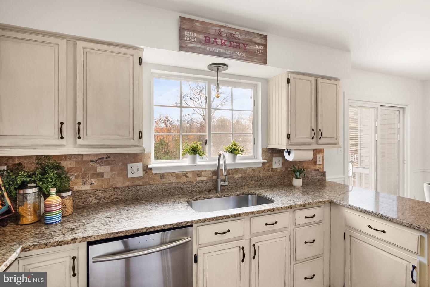 43273 CLEARNIGHT TER, ASHBURN, Virginia 20147, 3 Bedrooms Bedrooms, ,3 BathroomsBathrooms,Residential,For sale,43273 CLEARNIGHT TER,VALO2110472 MLS # VALO2110472