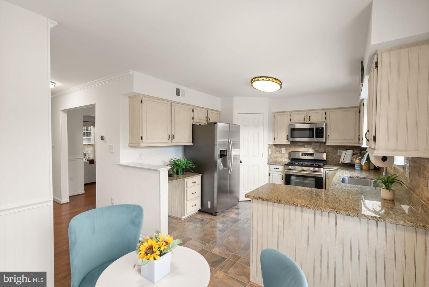 43273 CLEARNIGHT TER, ASHBURN, Virginia 20147, 3 Bedrooms Bedrooms, ,3 BathroomsBathrooms,Residential,For sale,43273 CLEARNIGHT TER,VALO2110472 MLS # VALO2110472