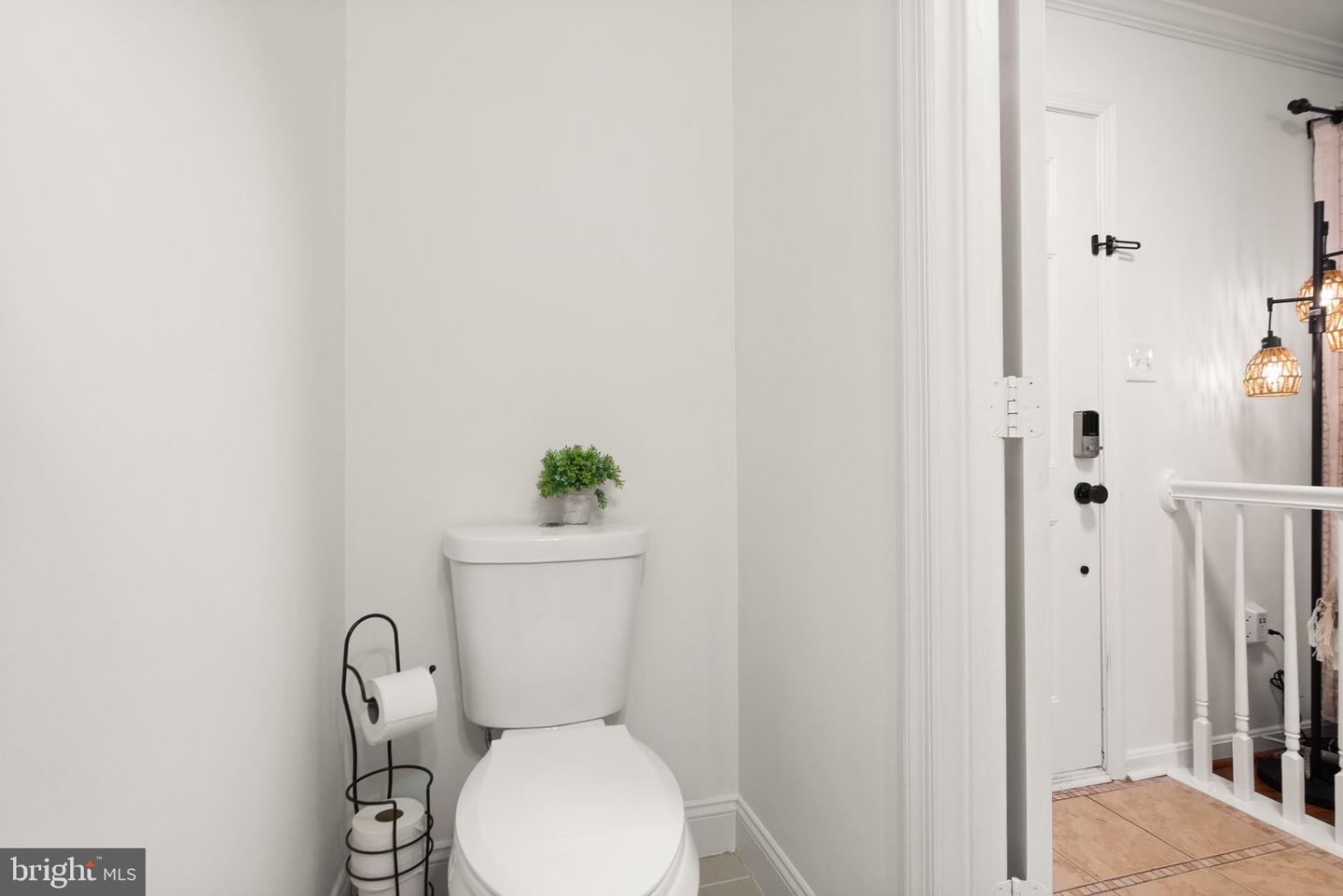 43273 CLEARNIGHT TER, ASHBURN, Virginia 20147, 3 Bedrooms Bedrooms, ,3 BathroomsBathrooms,Residential,For sale,43273 CLEARNIGHT TER,VALO2110472 MLS # VALO2110472