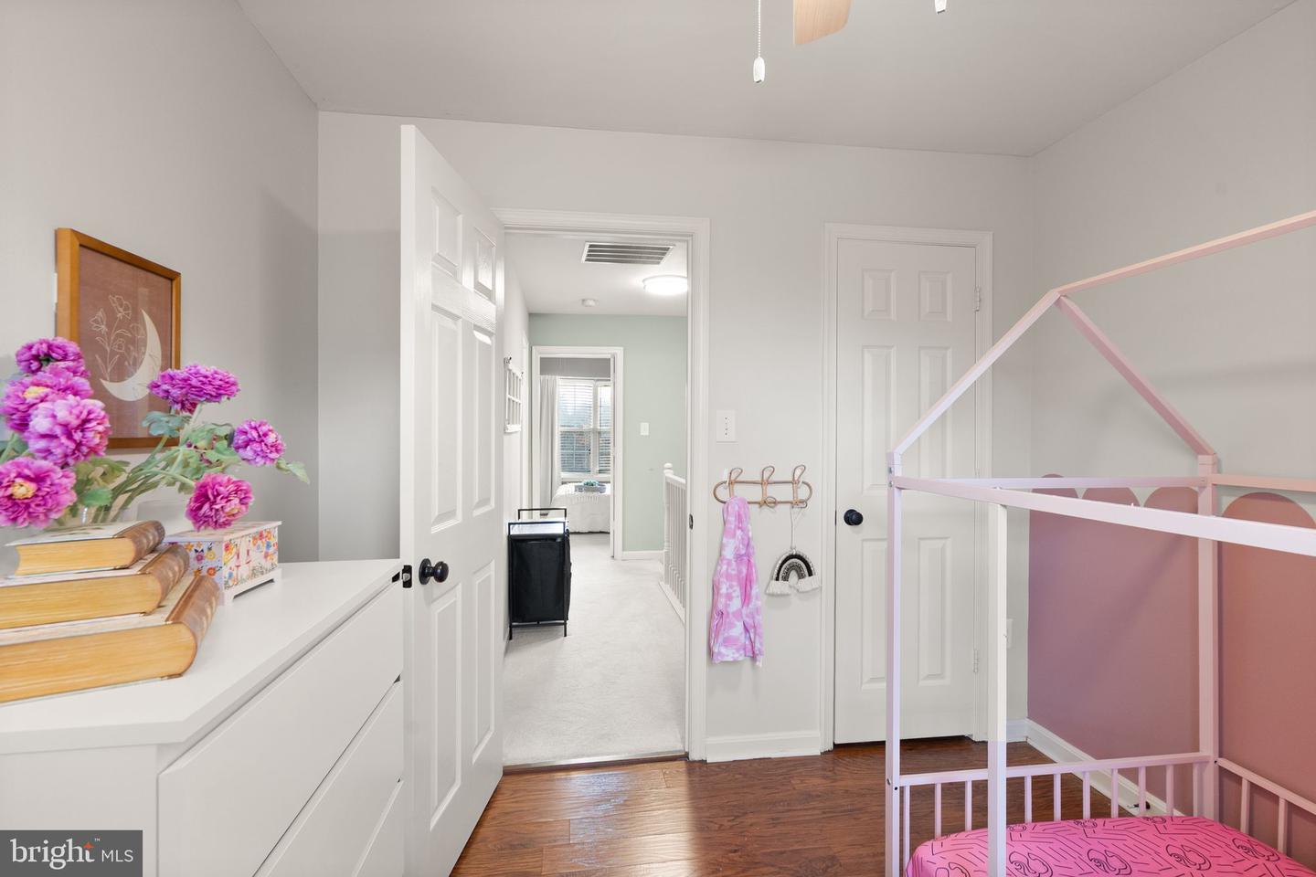 43273 CLEARNIGHT TER, ASHBURN, Virginia 20147, 3 Bedrooms Bedrooms, ,3 BathroomsBathrooms,Residential,For sale,43273 CLEARNIGHT TER,VALO2110472 MLS # VALO2110472