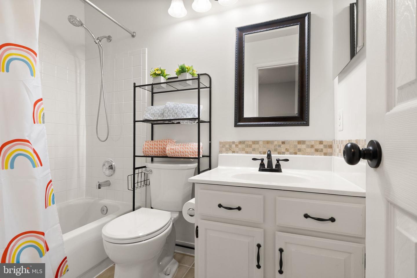 43273 CLEARNIGHT TER, ASHBURN, Virginia 20147, 3 Bedrooms Bedrooms, ,3 BathroomsBathrooms,Residential,For sale,43273 CLEARNIGHT TER,VALO2110472 MLS # VALO2110472