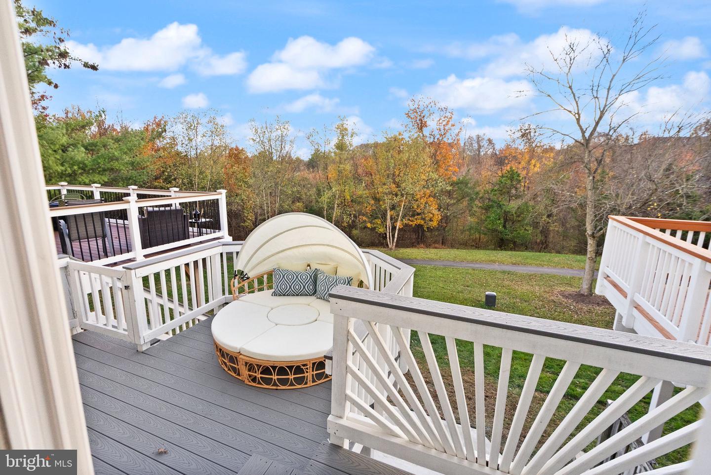 43273 CLEARNIGHT TER, ASHBURN, Virginia 20147, 3 Bedrooms Bedrooms, ,3 BathroomsBathrooms,Residential,For sale,43273 CLEARNIGHT TER,VALO2110472 MLS # VALO2110472