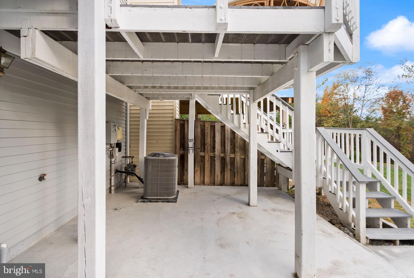 43273 CLEARNIGHT TER, ASHBURN, Virginia 20147, 3 Bedrooms Bedrooms, ,3 BathroomsBathrooms,Residential,For sale,43273 CLEARNIGHT TER,VALO2110472 MLS # VALO2110472