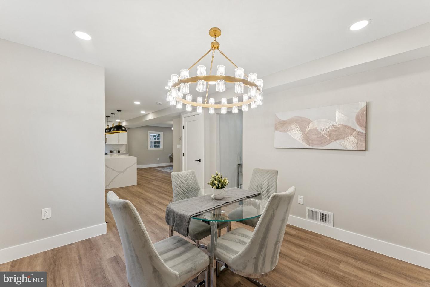 2308 CREEK DR, ALEXANDRIA, Virginia 22308, 5 Bedrooms Bedrooms, ,3 BathroomsBathrooms,Residential,For sale,2308 CREEK DR,VAFX2278070 MLS # VAFX2278070