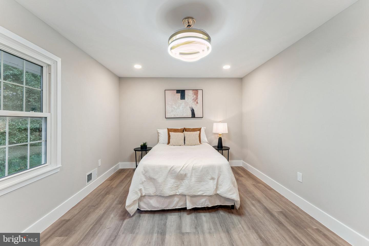 2308 CREEK DR, ALEXANDRIA, Virginia 22308, 5 Bedrooms Bedrooms, ,3 BathroomsBathrooms,Residential,For sale,2308 CREEK DR,VAFX2278070 MLS # VAFX2278070