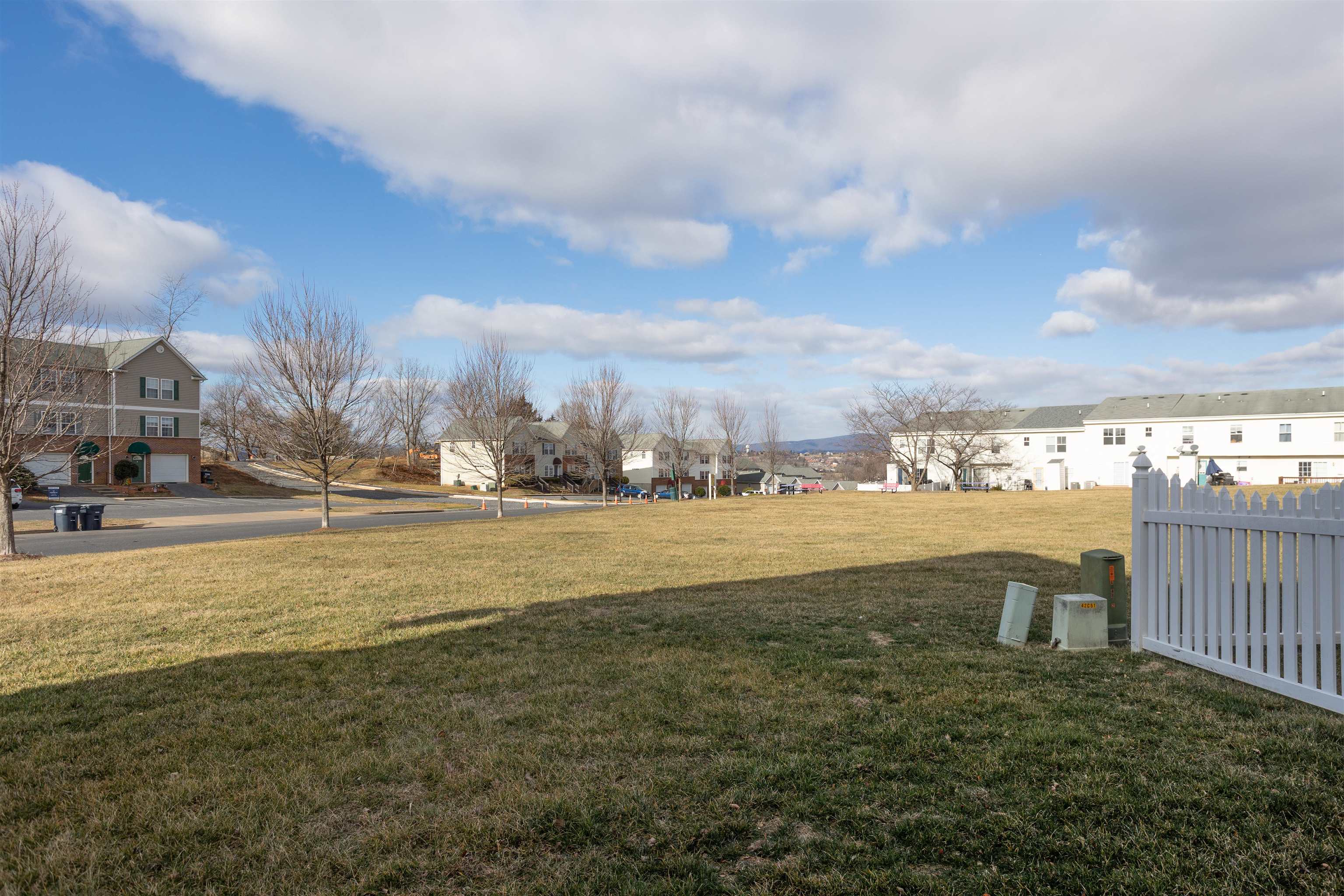 1295 OLD RICHMOND CIR, HARRISONBURG, Virginia 22802, 3 Bedrooms Bedrooms, ,2 BathroomsBathrooms,Residential,1295 OLD RICHMOND CIR,672531 MLS # 672531