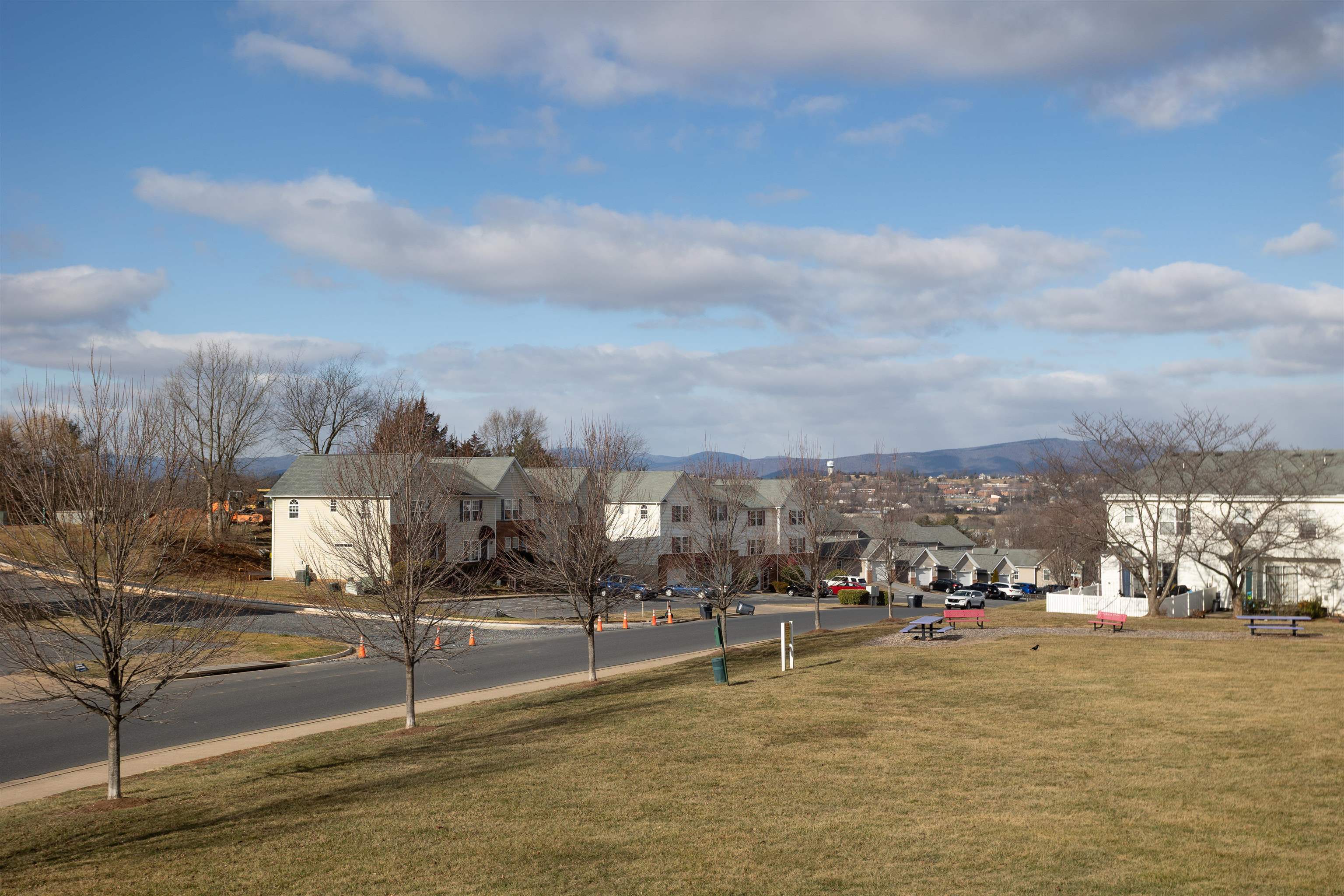 1295 OLD RICHMOND CIR, HARRISONBURG, Virginia 22802, 3 Bedrooms Bedrooms, ,2 BathroomsBathrooms,Residential,1295 OLD RICHMOND CIR,672531 MLS # 672531