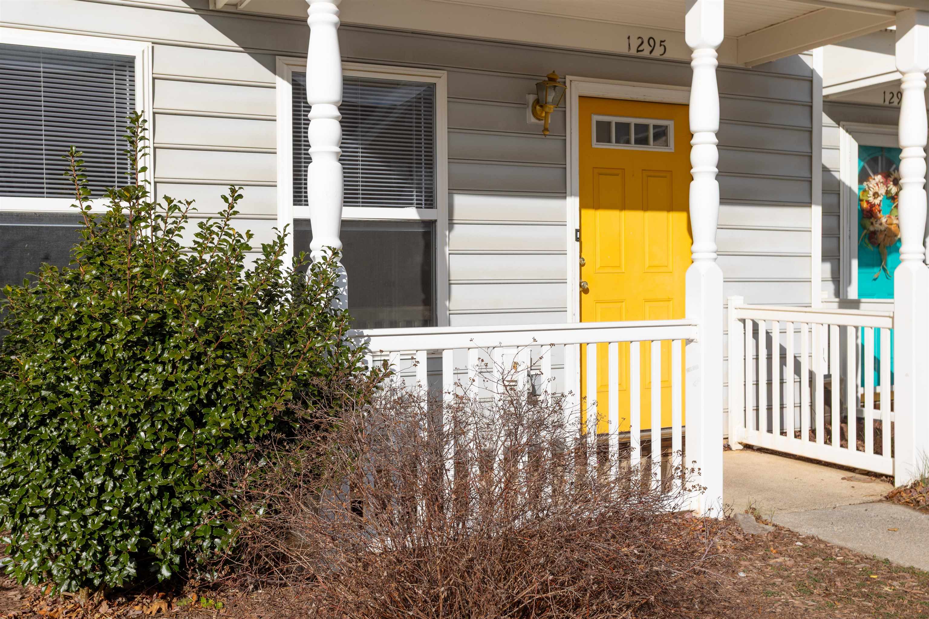 1295 OLD RICHMOND CIR, HARRISONBURG, Virginia 22802, 3 Bedrooms Bedrooms, ,2 BathroomsBathrooms,Residential,1295 OLD RICHMOND CIR,672531 MLS # 672531