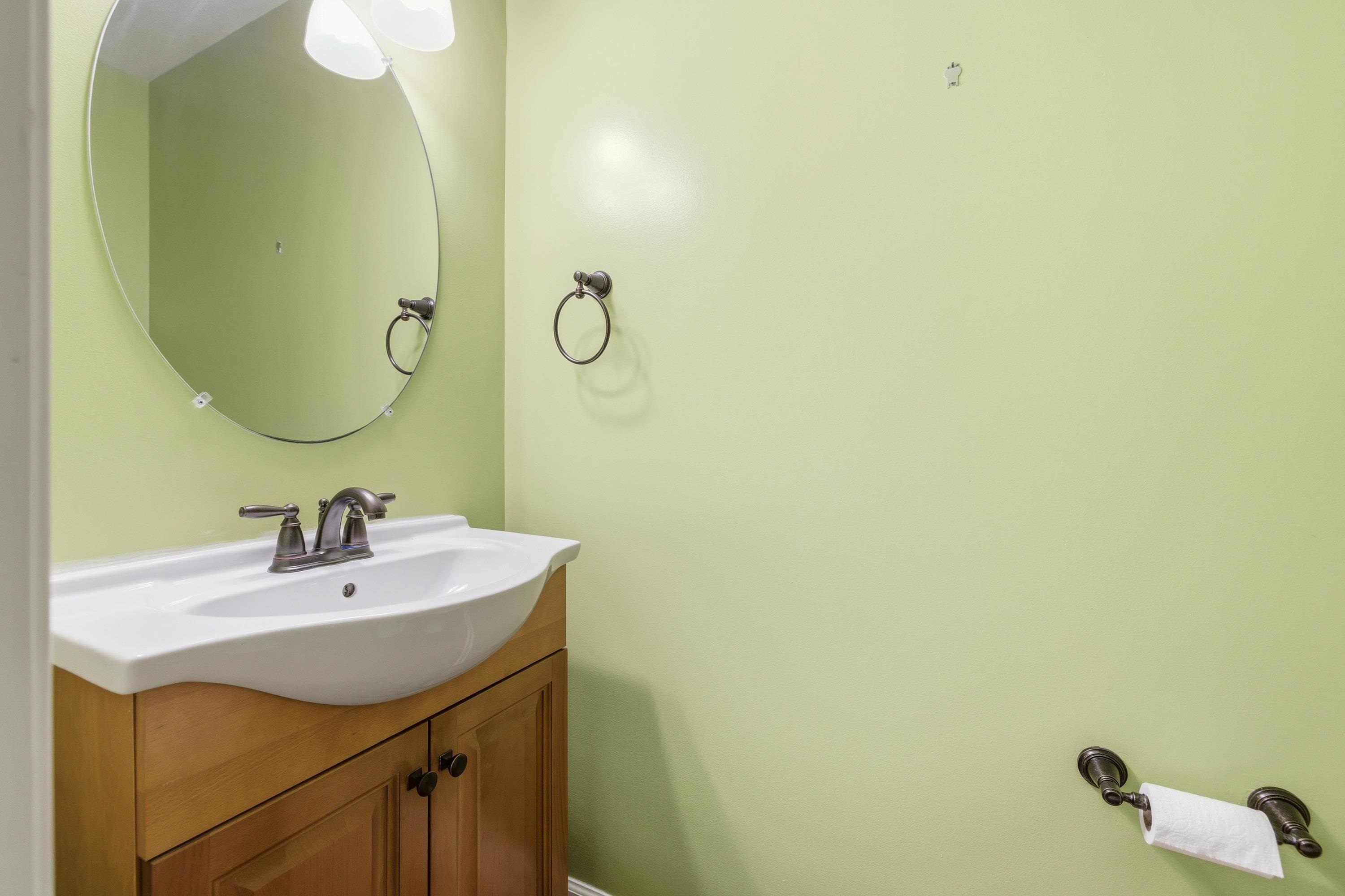 216 WALNUT DR, BROADWAY, Virginia 22815, 3 Bedrooms Bedrooms, ,2 BathroomsBathrooms,Residential,216 WALNUT DR,672533 MLS # 672533