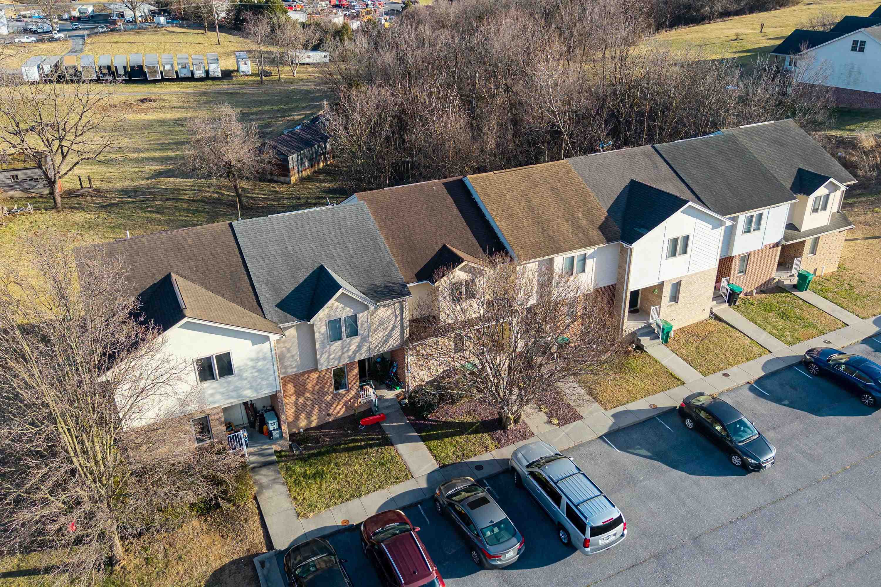 216 WALNUT DR, BROADWAY, Virginia 22815, 3 Bedrooms Bedrooms, ,2 BathroomsBathrooms,Residential,216 WALNUT DR,672533 MLS # 672533