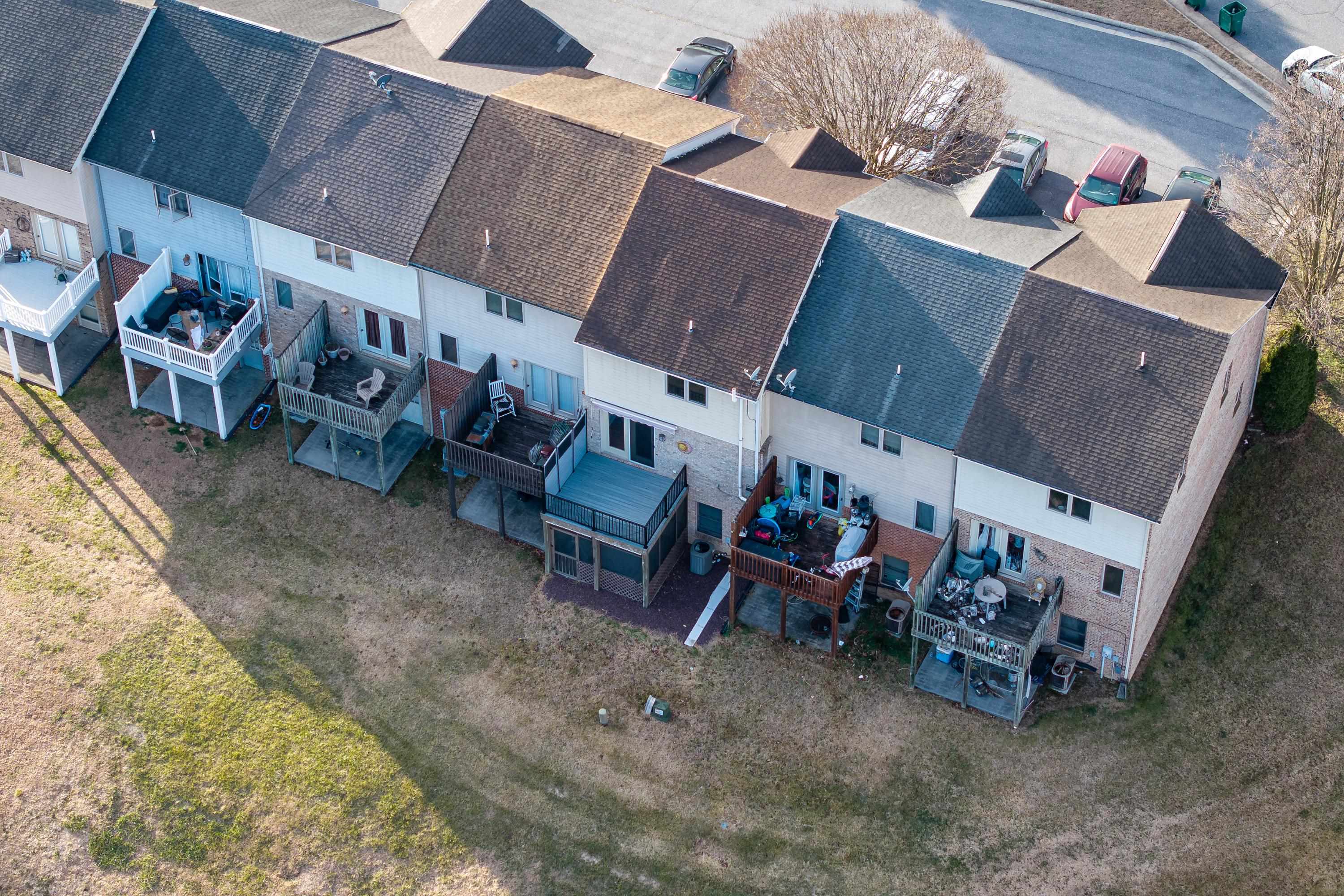 216 WALNUT DR, BROADWAY, Virginia 22815, 3 Bedrooms Bedrooms, ,2 BathroomsBathrooms,Residential,216 WALNUT DR,672533 MLS # 672533