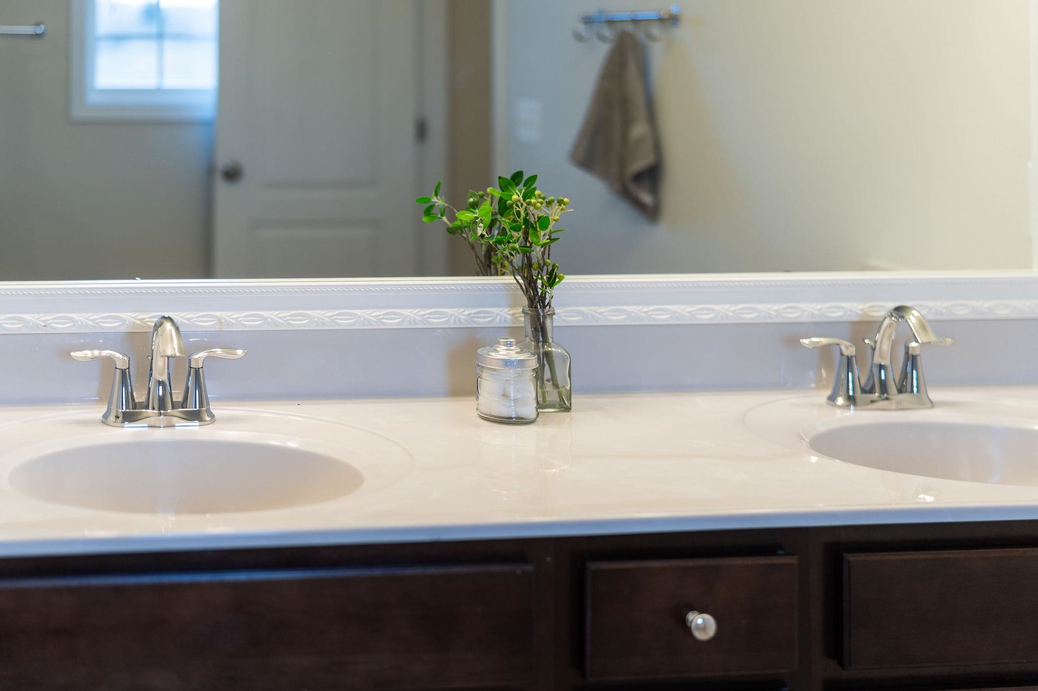 213 OAKBRIDGE DR, WAYNESBORO, Virginia 22980, 4 Bedrooms Bedrooms, ,2 BathroomsBathrooms,Residential,213 OAKBRIDGE DR,672534 MLS # 672534