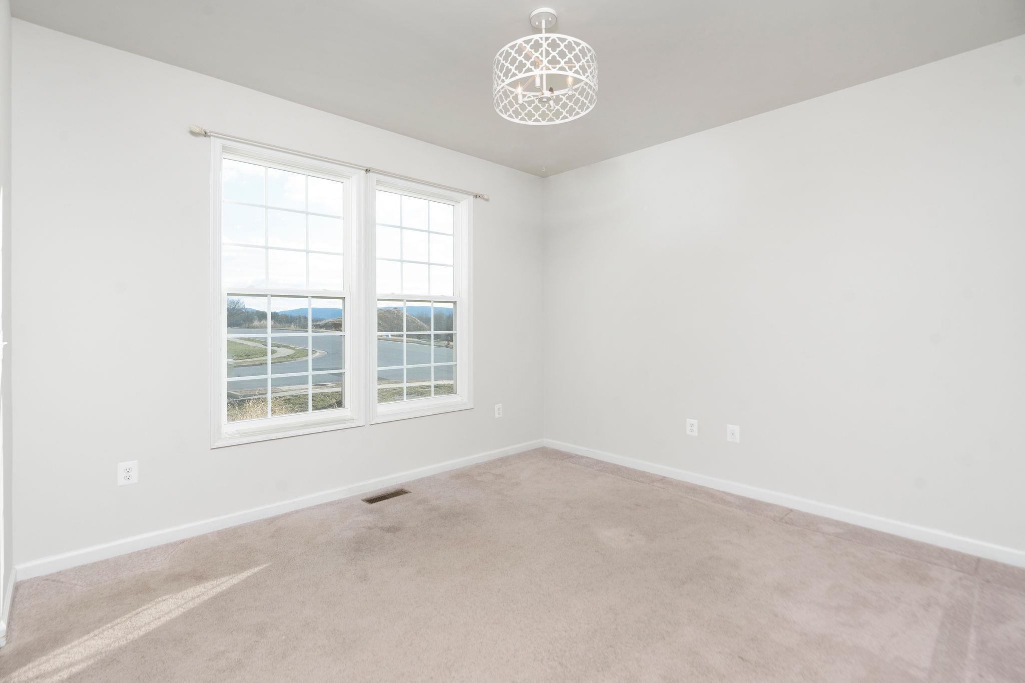 213 OAKBRIDGE DR, WAYNESBORO, Virginia 22980, 4 Bedrooms Bedrooms, ,2 BathroomsBathrooms,Residential,213 OAKBRIDGE DR,672534 MLS # 672534