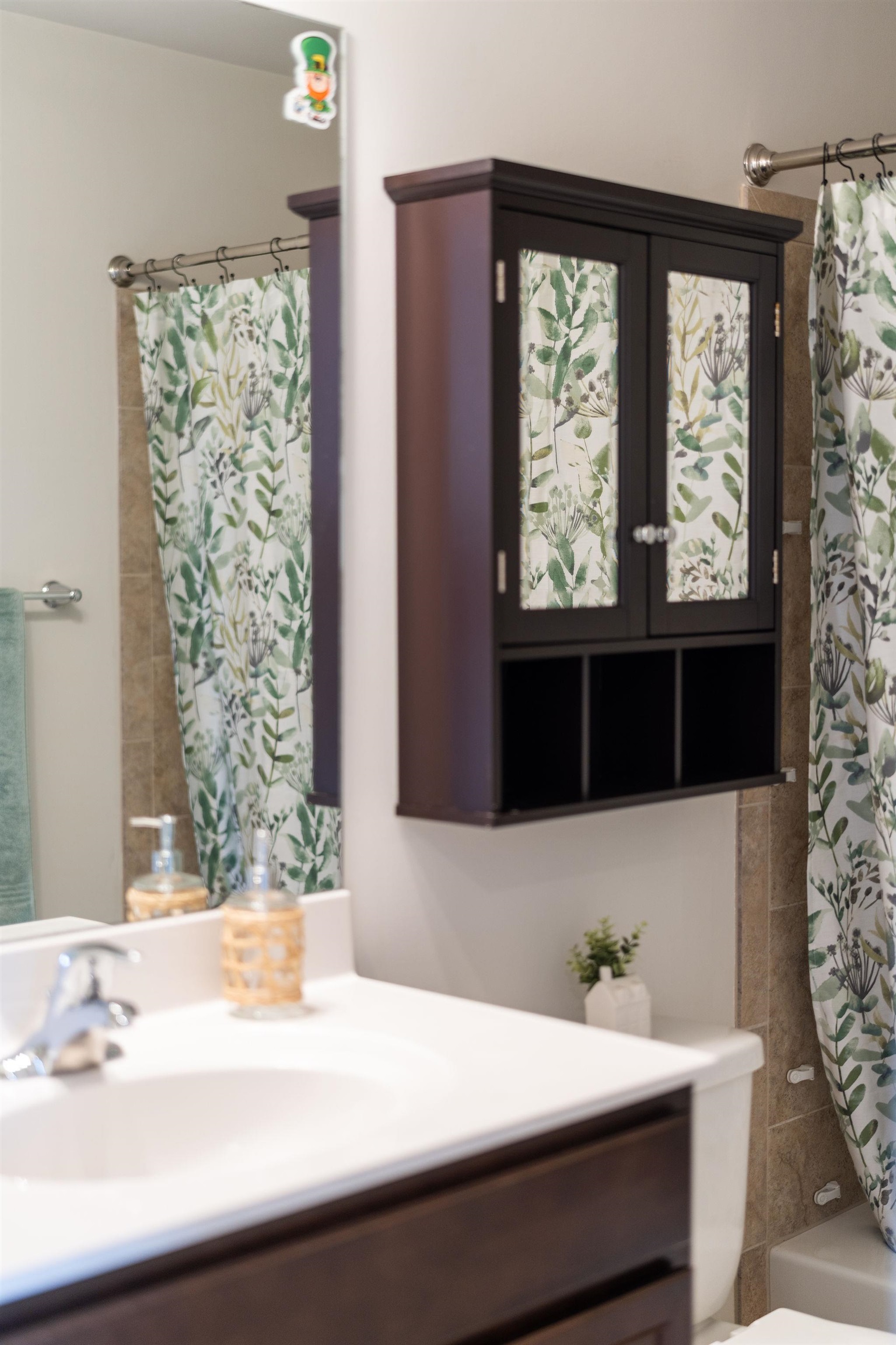 213 OAKBRIDGE DR, WAYNESBORO, Virginia 22980, 4 Bedrooms Bedrooms, ,2 BathroomsBathrooms,Residential,213 OAKBRIDGE DR,672534 MLS # 672534