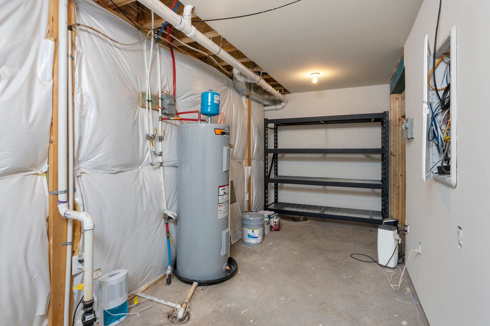 213 OAKBRIDGE DR, WAYNESBORO, Virginia 22980, 4 Bedrooms Bedrooms, ,2 BathroomsBathrooms,Residential,213 OAKBRIDGE DR,672534 MLS # 672534