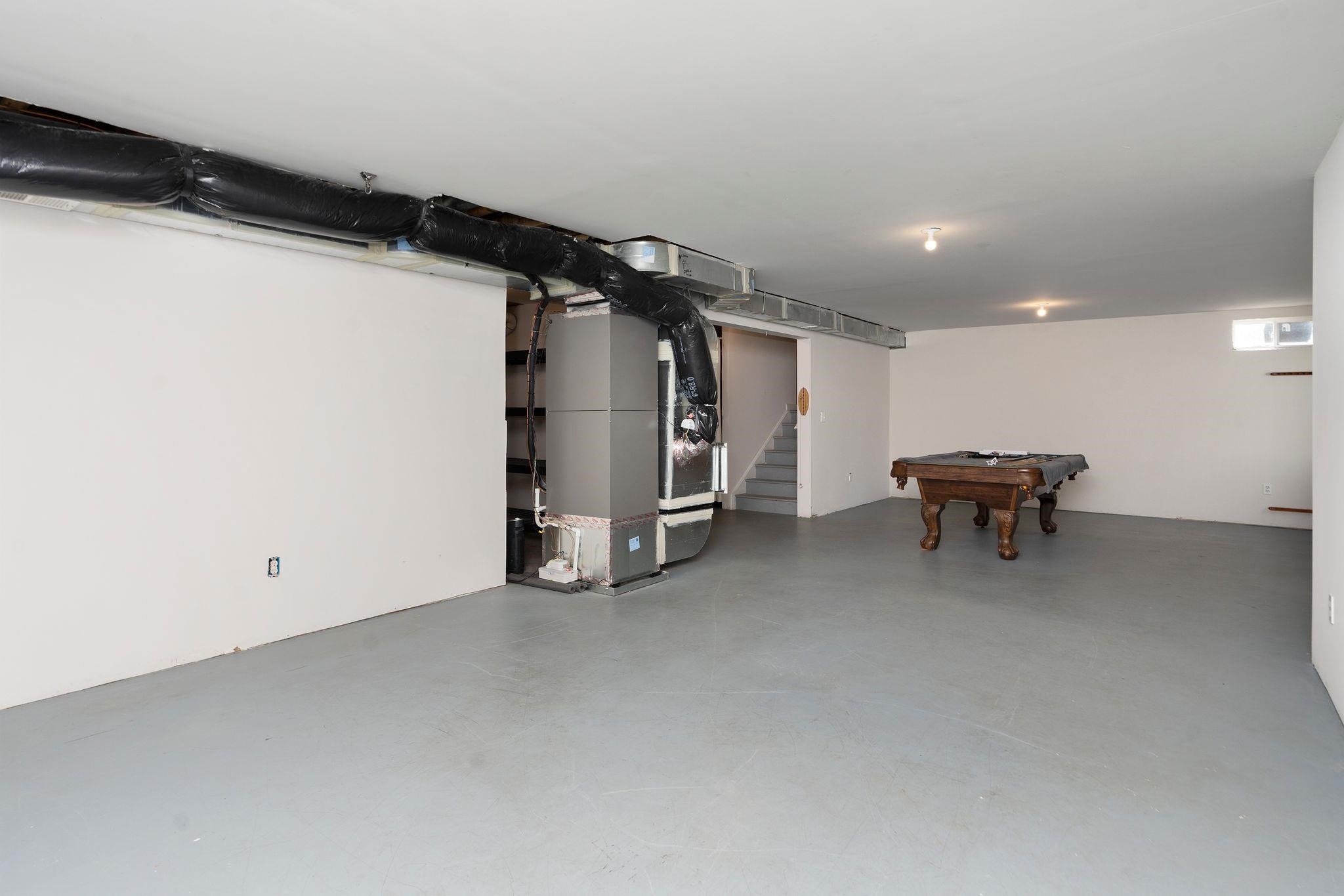 213 OAKBRIDGE DR, WAYNESBORO, Virginia 22980, 4 Bedrooms Bedrooms, ,2 BathroomsBathrooms,Residential,213 OAKBRIDGE DR,672534 MLS # 672534