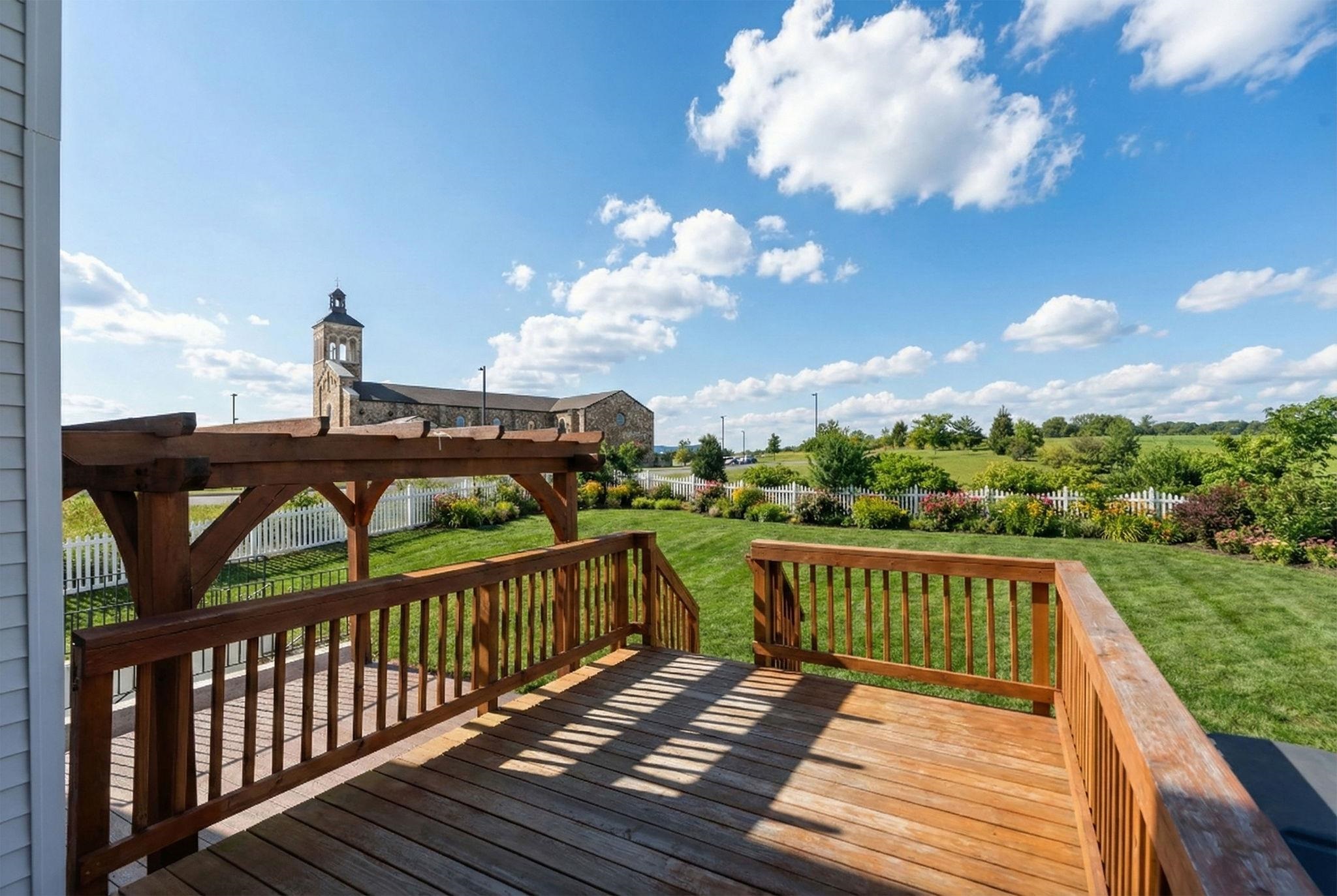 213 OAKBRIDGE DR, WAYNESBORO, Virginia 22980, 4 Bedrooms Bedrooms, ,2 BathroomsBathrooms,Residential,213 OAKBRIDGE DR,672534 MLS # 672534