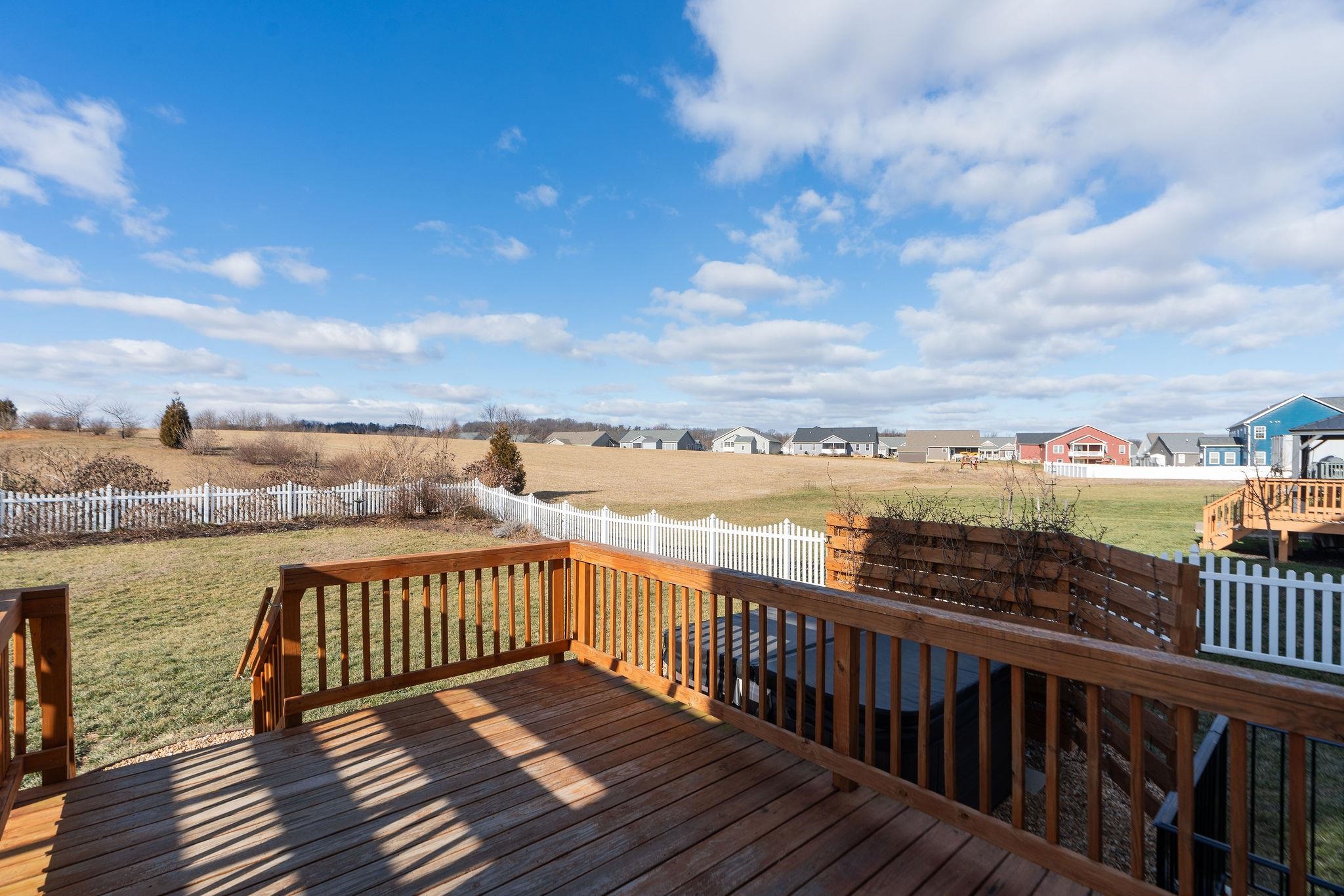 213 OAKBRIDGE DR, WAYNESBORO, Virginia 22980, 4 Bedrooms Bedrooms, ,2 BathroomsBathrooms,Residential,213 OAKBRIDGE DR,672534 MLS # 672534