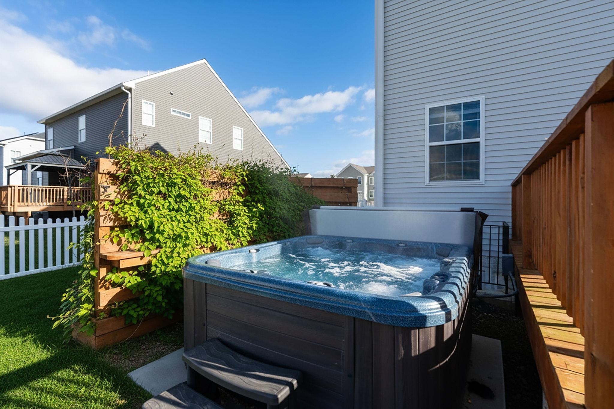 213 OAKBRIDGE DR, WAYNESBORO, Virginia 22980, 4 Bedrooms Bedrooms, ,2 BathroomsBathrooms,Residential,213 OAKBRIDGE DR,672534 MLS # 672534