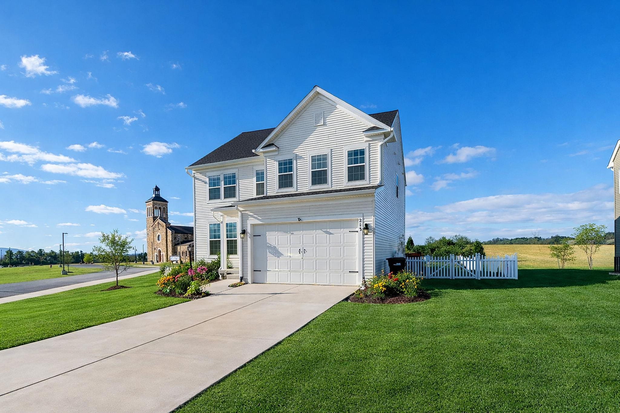 213 OAKBRIDGE DR, WAYNESBORO, Virginia 22980, 4 Bedrooms Bedrooms, ,2 BathroomsBathrooms,Residential,213 OAKBRIDGE DR,672534 MLS # 672534