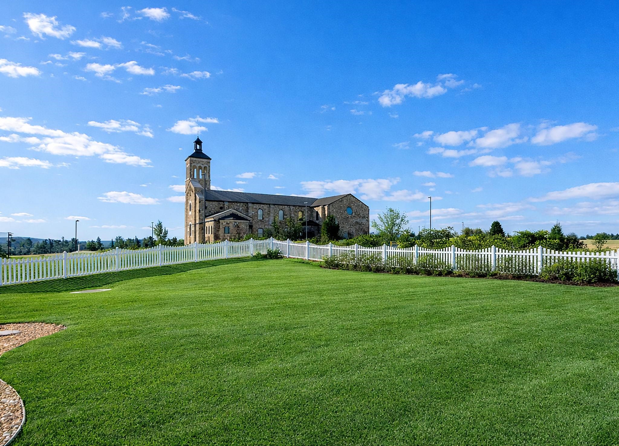 213 OAKBRIDGE DR, WAYNESBORO, Virginia 22980, 4 Bedrooms Bedrooms, ,2 BathroomsBathrooms,Residential,213 OAKBRIDGE DR,672534 MLS # 672534