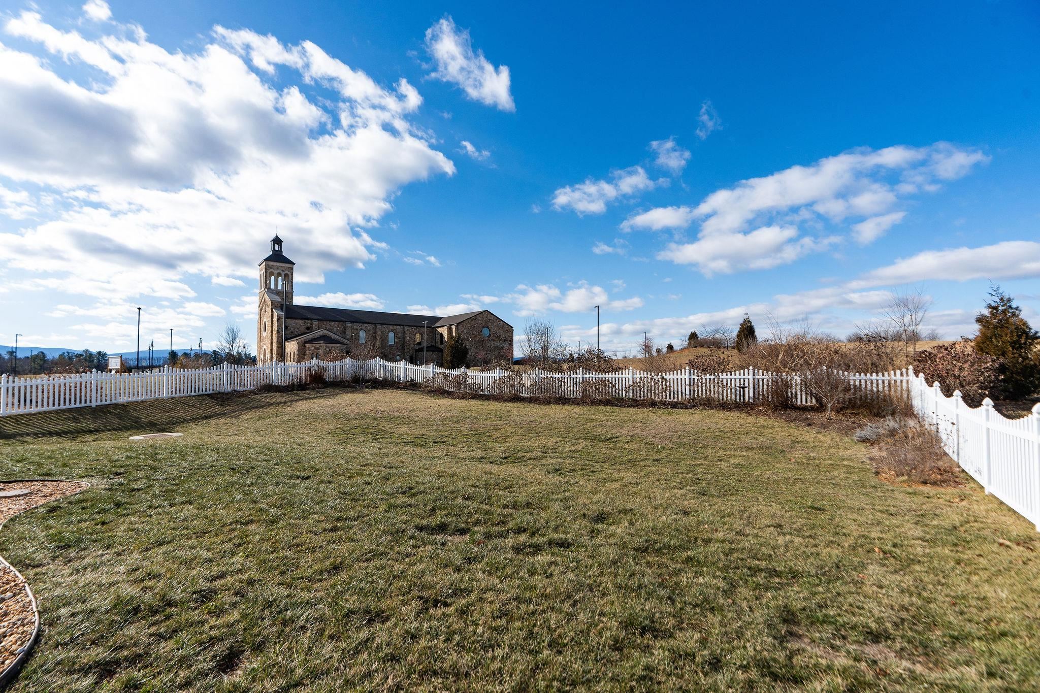 213 OAKBRIDGE DR, WAYNESBORO, Virginia 22980, 4 Bedrooms Bedrooms, ,2 BathroomsBathrooms,Residential,213 OAKBRIDGE DR,672534 MLS # 672534