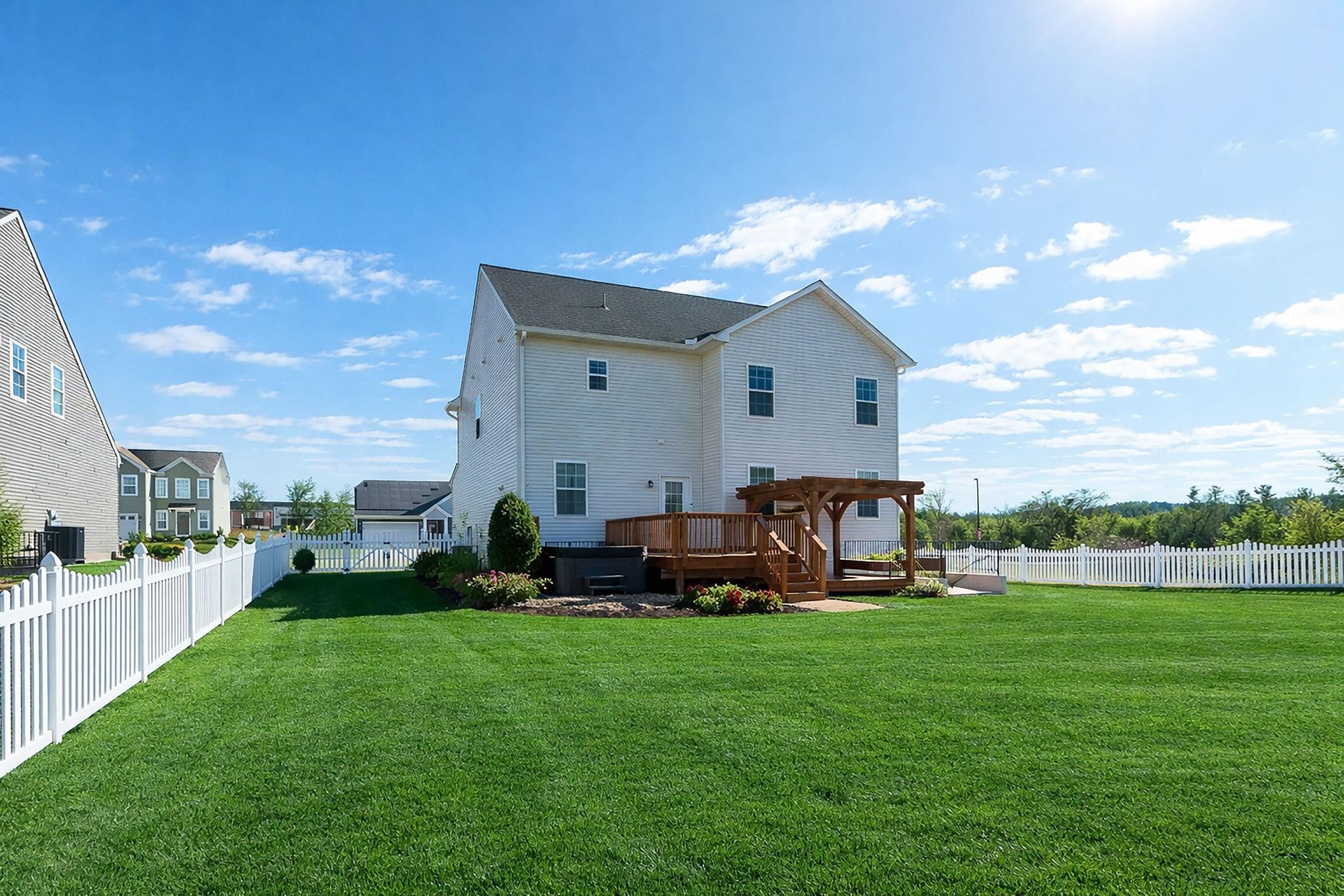 213 OAKBRIDGE DR, WAYNESBORO, Virginia 22980, 4 Bedrooms Bedrooms, ,2 BathroomsBathrooms,Residential,213 OAKBRIDGE DR,672534 MLS # 672534