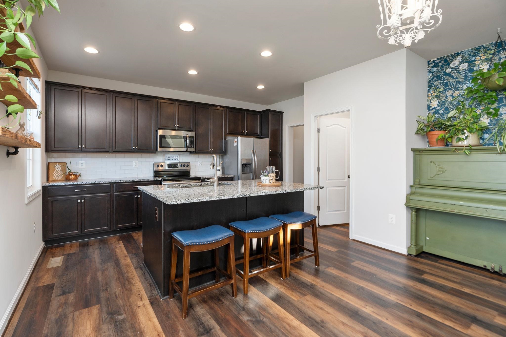 213 OAKBRIDGE DR, WAYNESBORO, Virginia 22980, 4 Bedrooms Bedrooms, ,2 BathroomsBathrooms,Residential,213 OAKBRIDGE DR,672534 MLS # 672534