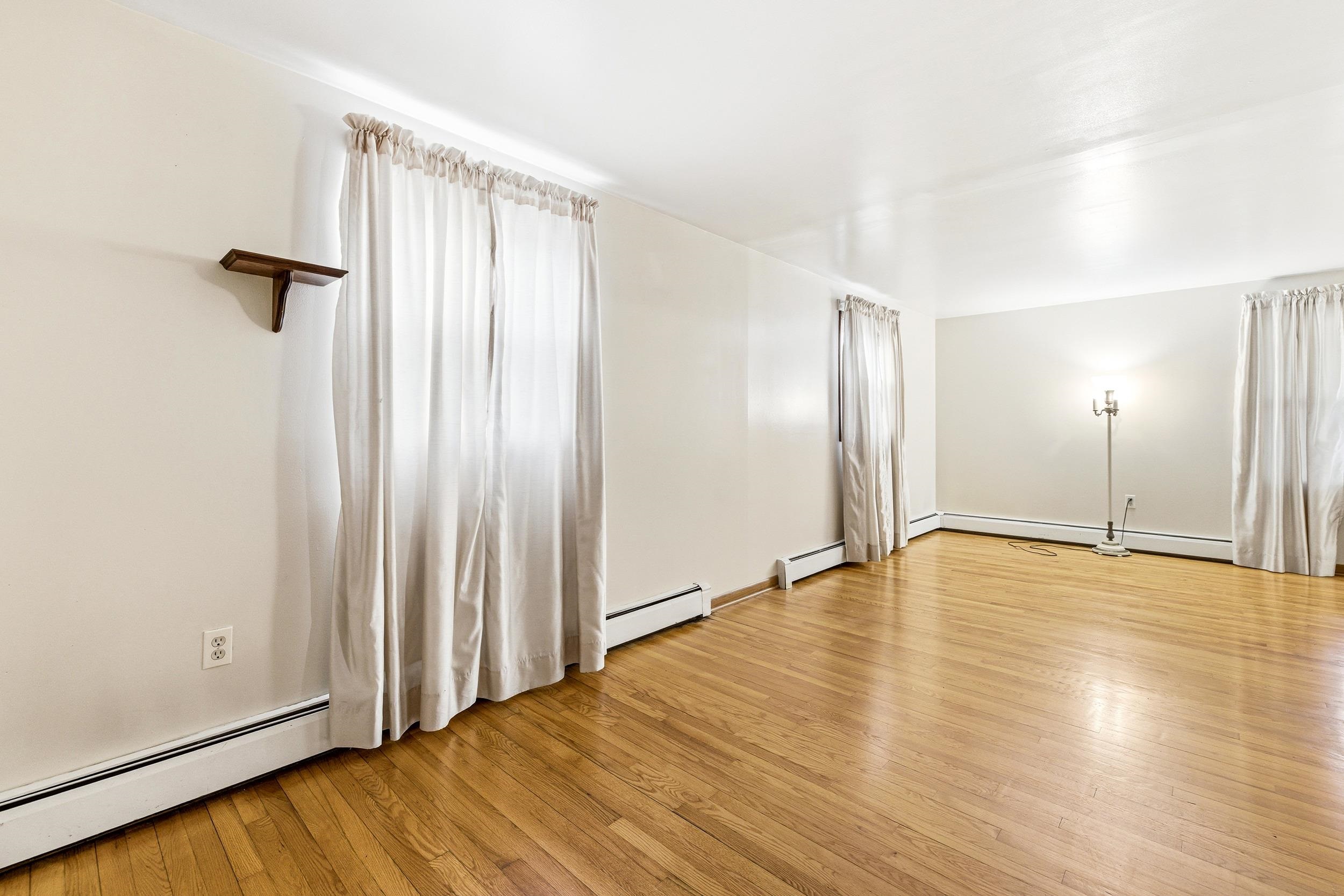 5009 MILL CREEK RD, LURAY, Virginia 22835, 2 Bedrooms Bedrooms, ,1 BathroomBathrooms,Residential,5009 MILL CREEK RD,672541 MLS # 672541