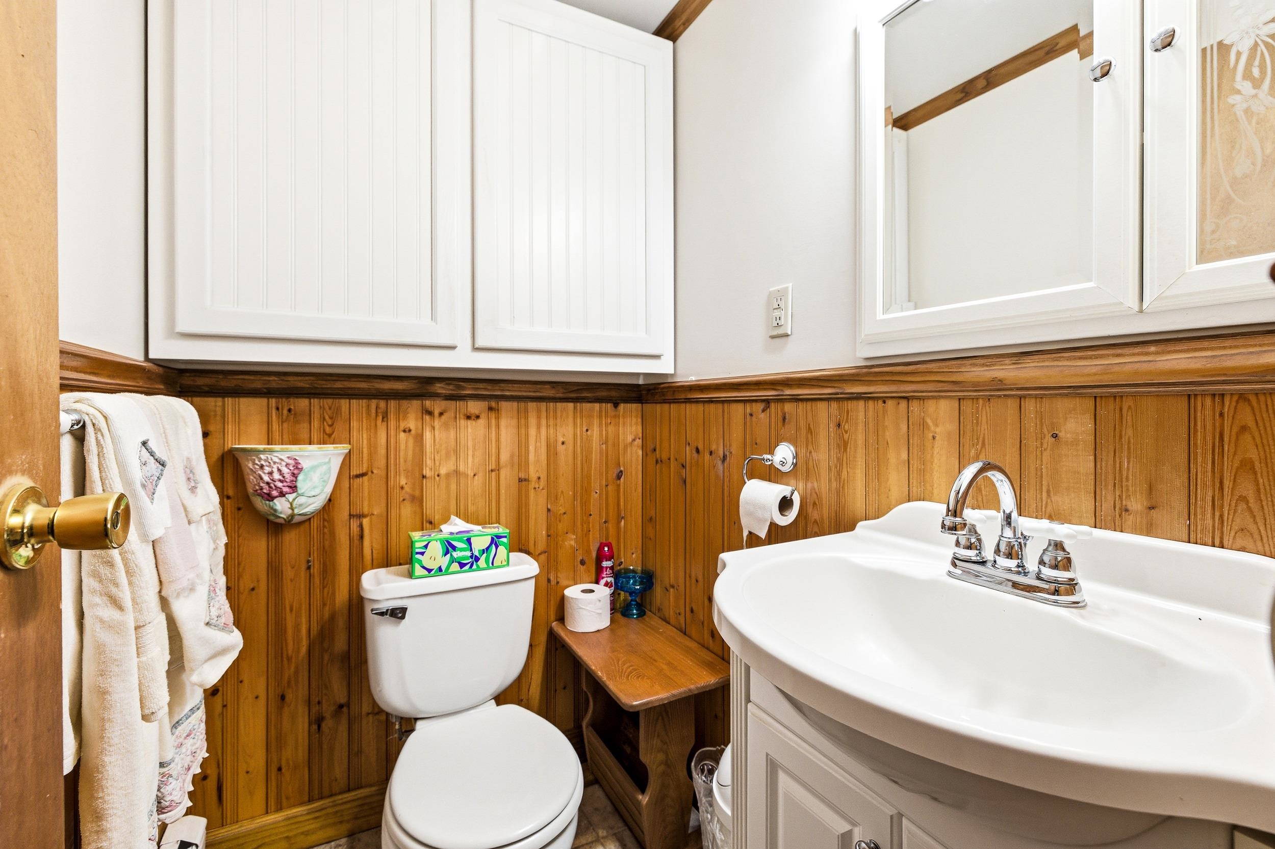 5009 MILL CREEK RD, LURAY, Virginia 22835, 2 Bedrooms Bedrooms, ,1 BathroomBathrooms,Residential,5009 MILL CREEK RD,672541 MLS # 672541