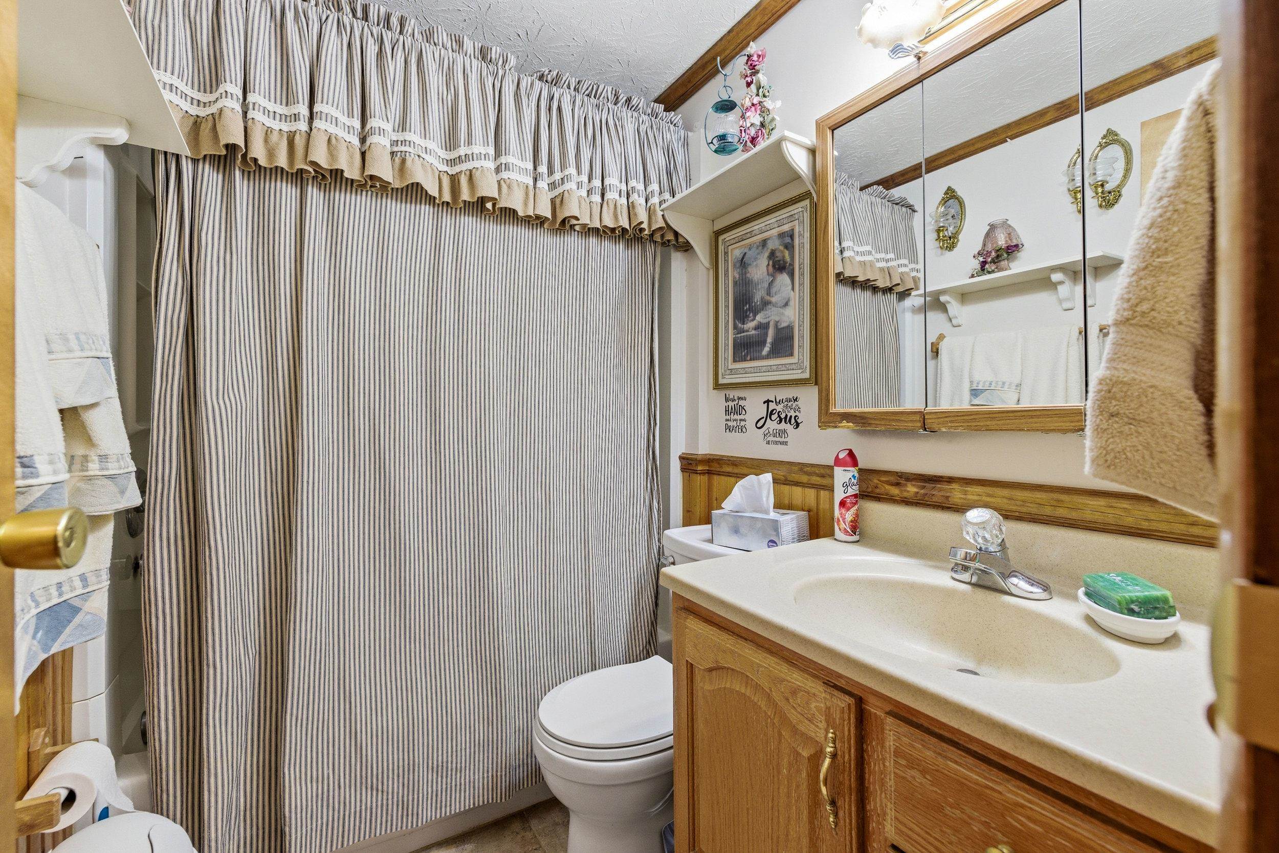 5009 MILL CREEK RD, LURAY, Virginia 22835, 2 Bedrooms Bedrooms, ,1 BathroomBathrooms,Residential,5009 MILL CREEK RD,672541 MLS # 672541