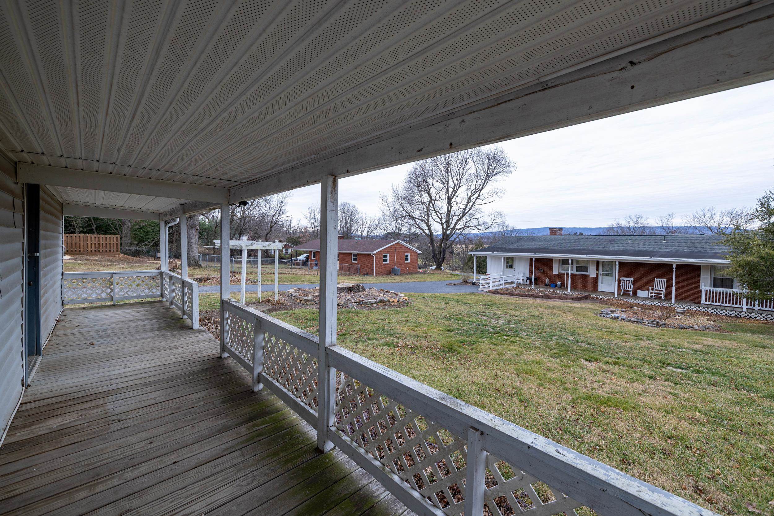 5009 MILL CREEK RD, LURAY, Virginia 22835, 2 Bedrooms Bedrooms, ,1 BathroomBathrooms,Residential,5009 MILL CREEK RD,672541 MLS # 672541