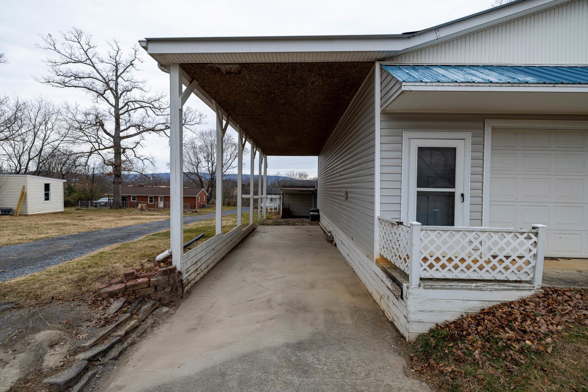 5009 MILL CREEK RD, LURAY, Virginia 22835, 2 Bedrooms Bedrooms, ,1 BathroomBathrooms,Residential,5009 MILL CREEK RD,672541 MLS # 672541