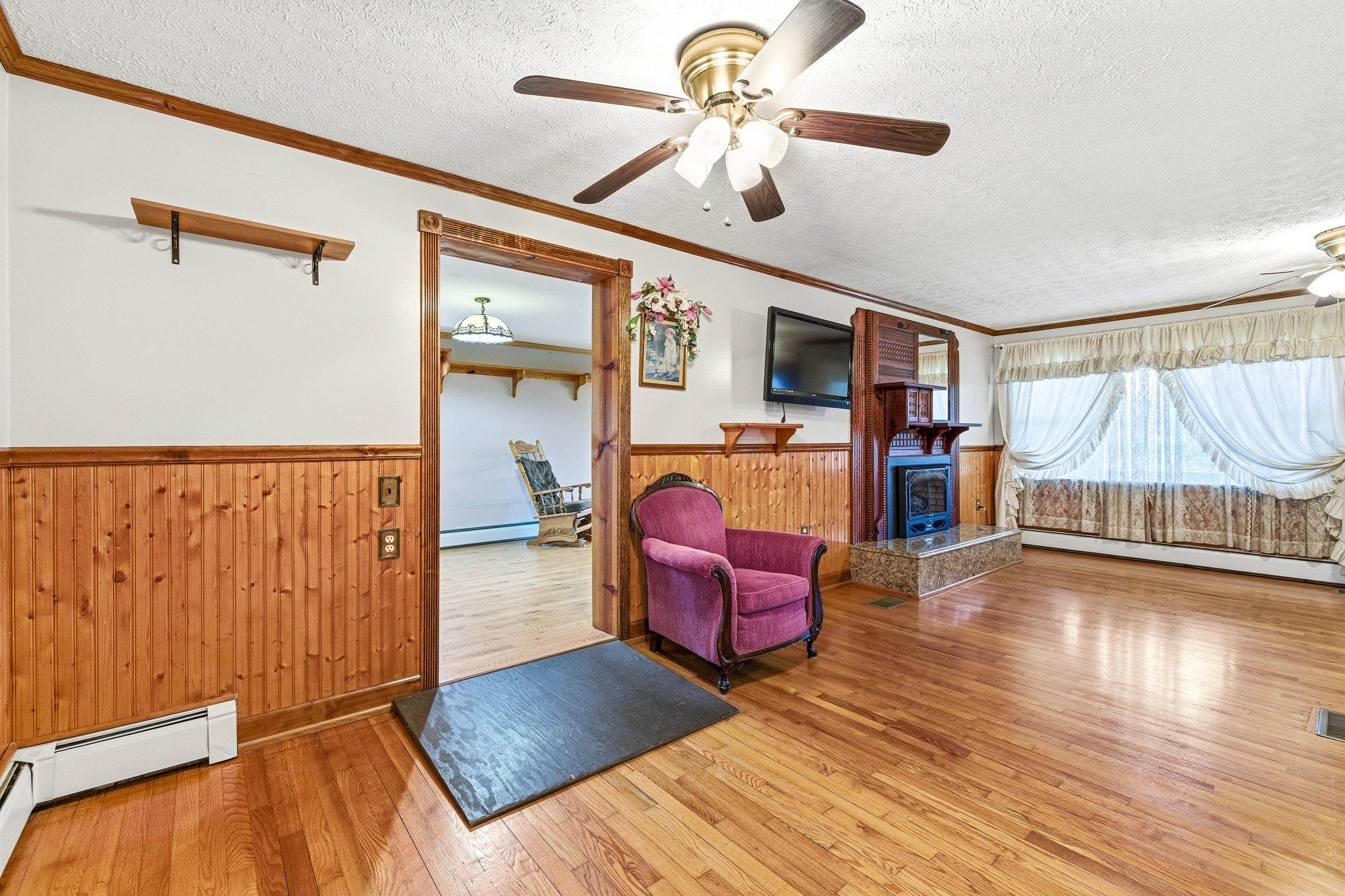 5009 MILL CREEK RD, LURAY, Virginia 22835, 2 Bedrooms Bedrooms, ,1 BathroomBathrooms,Residential,5009 MILL CREEK RD,672541 MLS # 672541