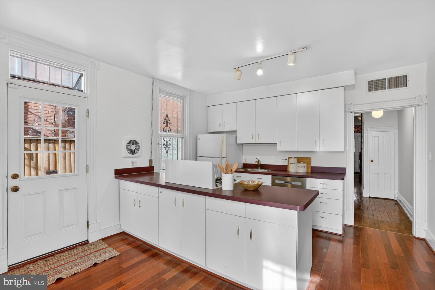 1634 R ST NW, WASHINGTON, District Of Columbia 20009, 3 Bedrooms Bedrooms, ,2 BathroomsBathrooms,Residential,For sale,1634 R ST NW,DCDC2232286 MLS # DCDC2232286