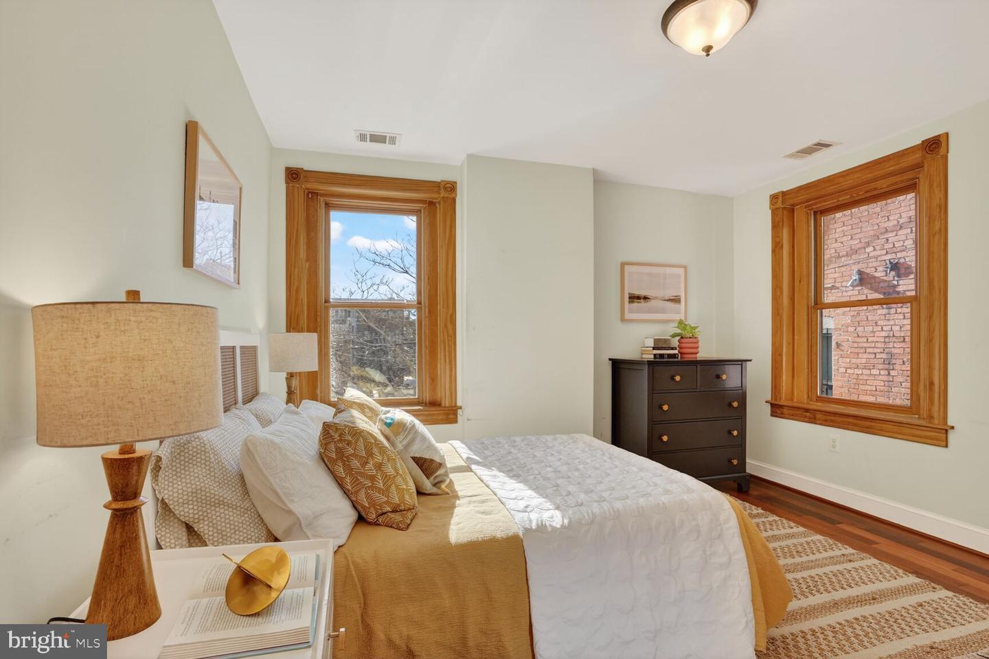 1634 R ST NW, WASHINGTON, District Of Columbia 20009, 3 Bedrooms Bedrooms, ,2 BathroomsBathrooms,Residential,For sale,1634 R ST NW,DCDC2232286 MLS # DCDC2232286