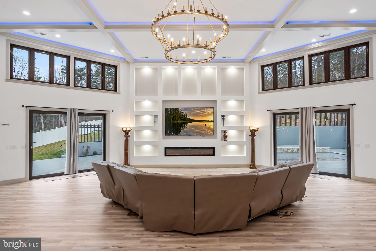 24035 NEW MOUNTAIN RD, ALDIE, Virginia 20105, 3 Bedrooms Bedrooms, ,2 BathroomsBathrooms,Residential,For sale,24035 NEW MOUNTAIN RD,VALO2111762 MLS # VALO2111762