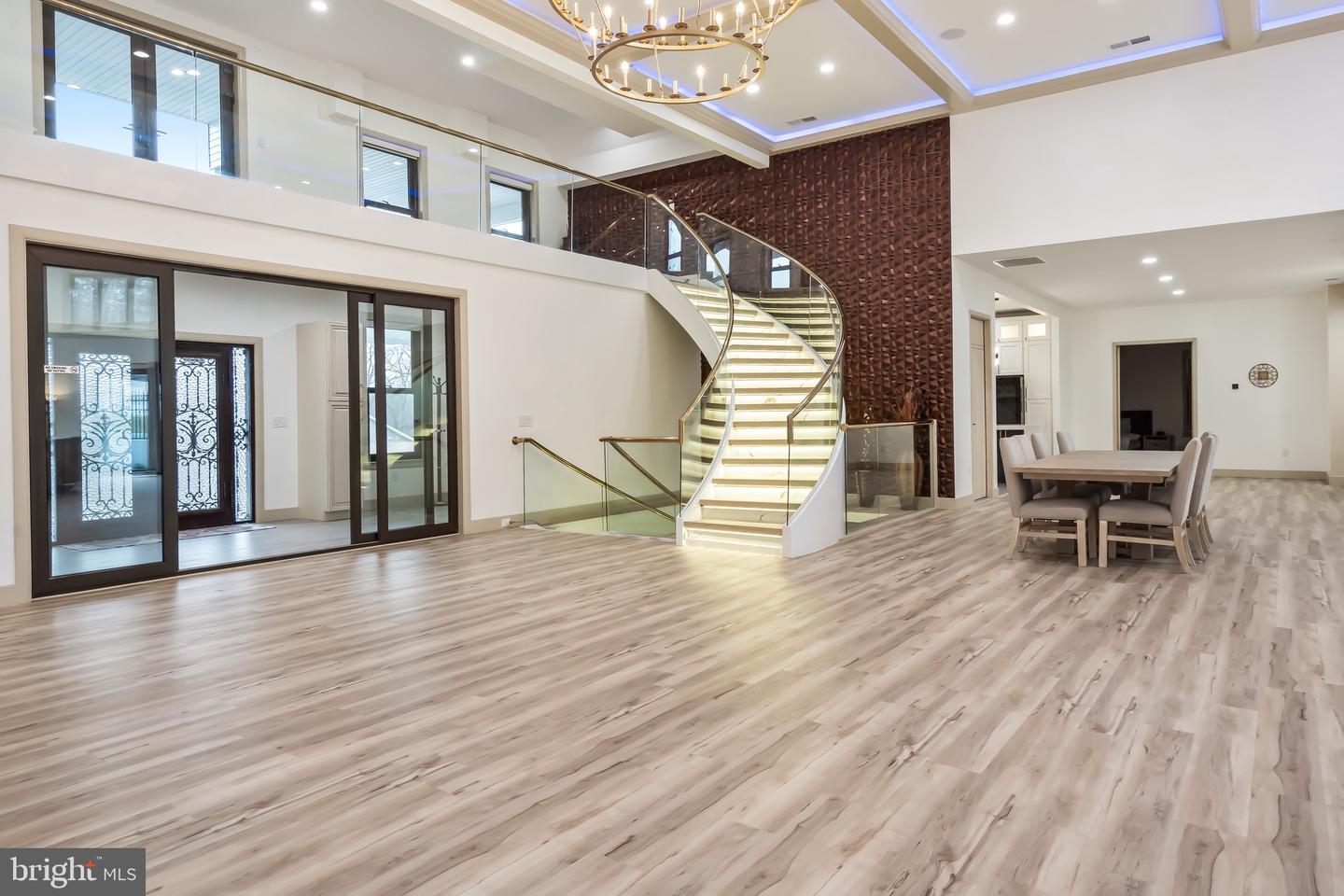 24035 NEW MOUNTAIN RD, ALDIE, Virginia 20105, 3 Bedrooms Bedrooms, ,2 BathroomsBathrooms,Residential,For sale,24035 NEW MOUNTAIN RD,VALO2111762 MLS # VALO2111762