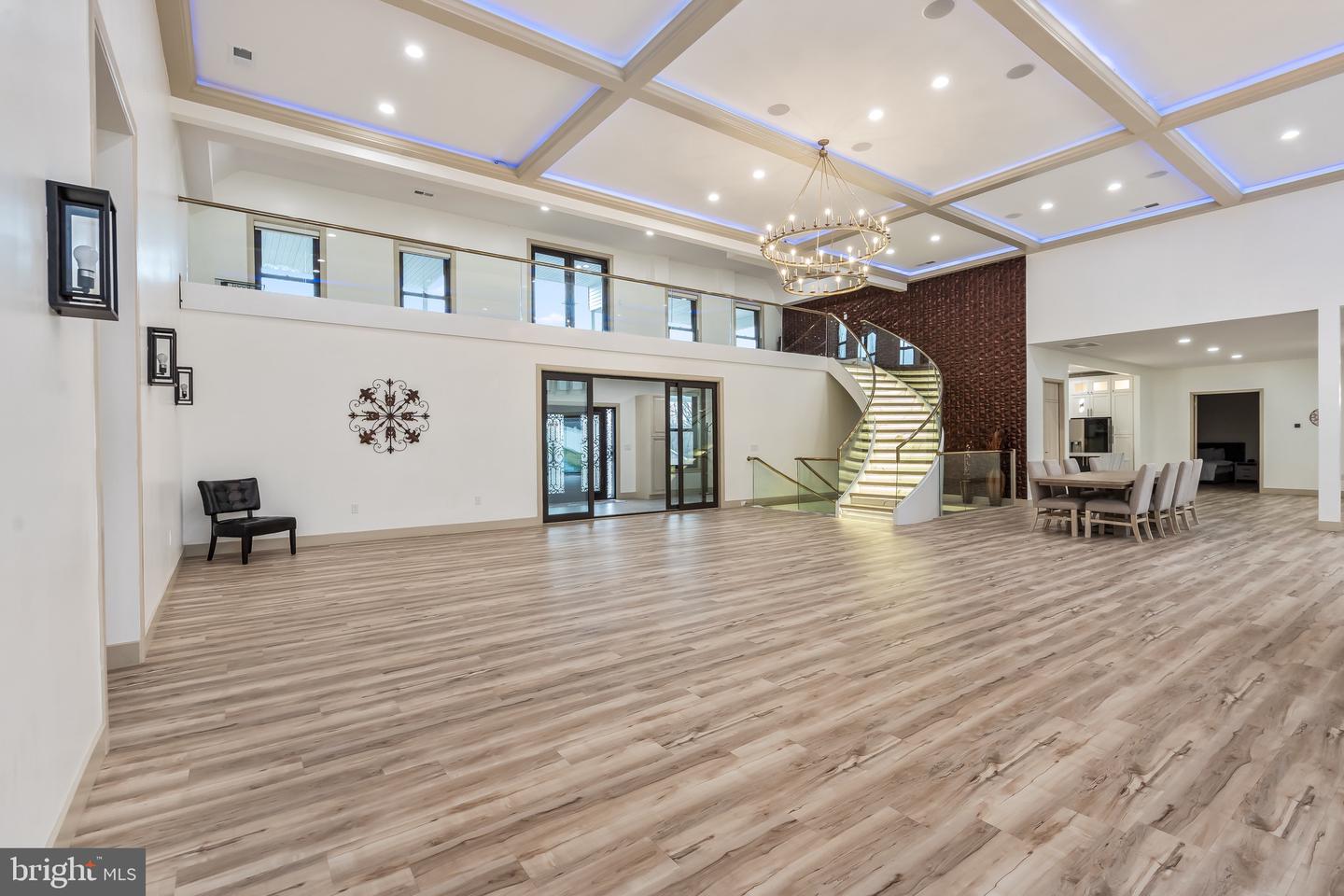 24035 NEW MOUNTAIN RD, ALDIE, Virginia 20105, 3 Bedrooms Bedrooms, ,2 BathroomsBathrooms,Residential,For sale,24035 NEW MOUNTAIN RD,VALO2111762 MLS # VALO2111762